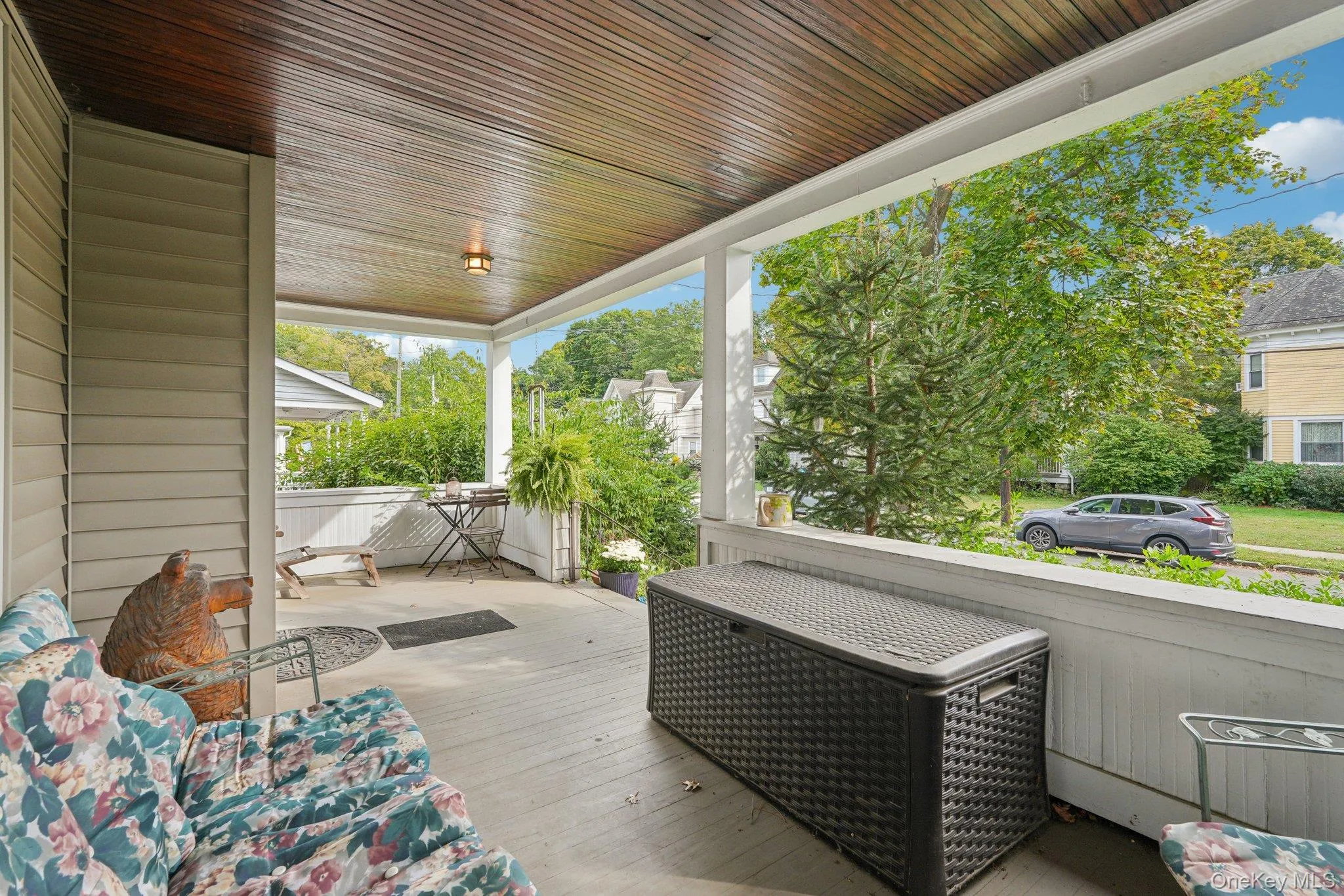 Wooden terrace with radiator heating unit Wooden terrace with radiator heating unit