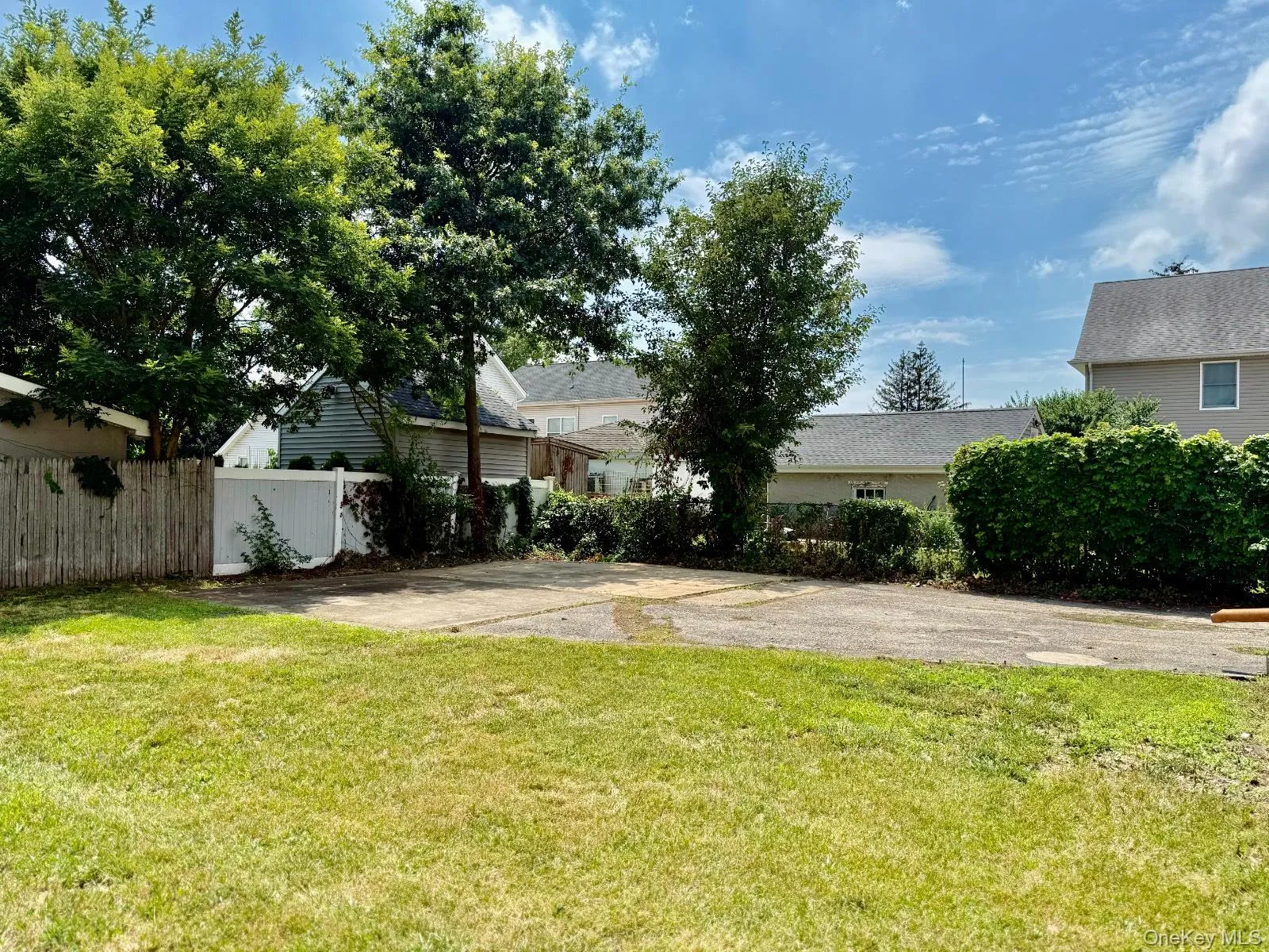 View of yard View of yard