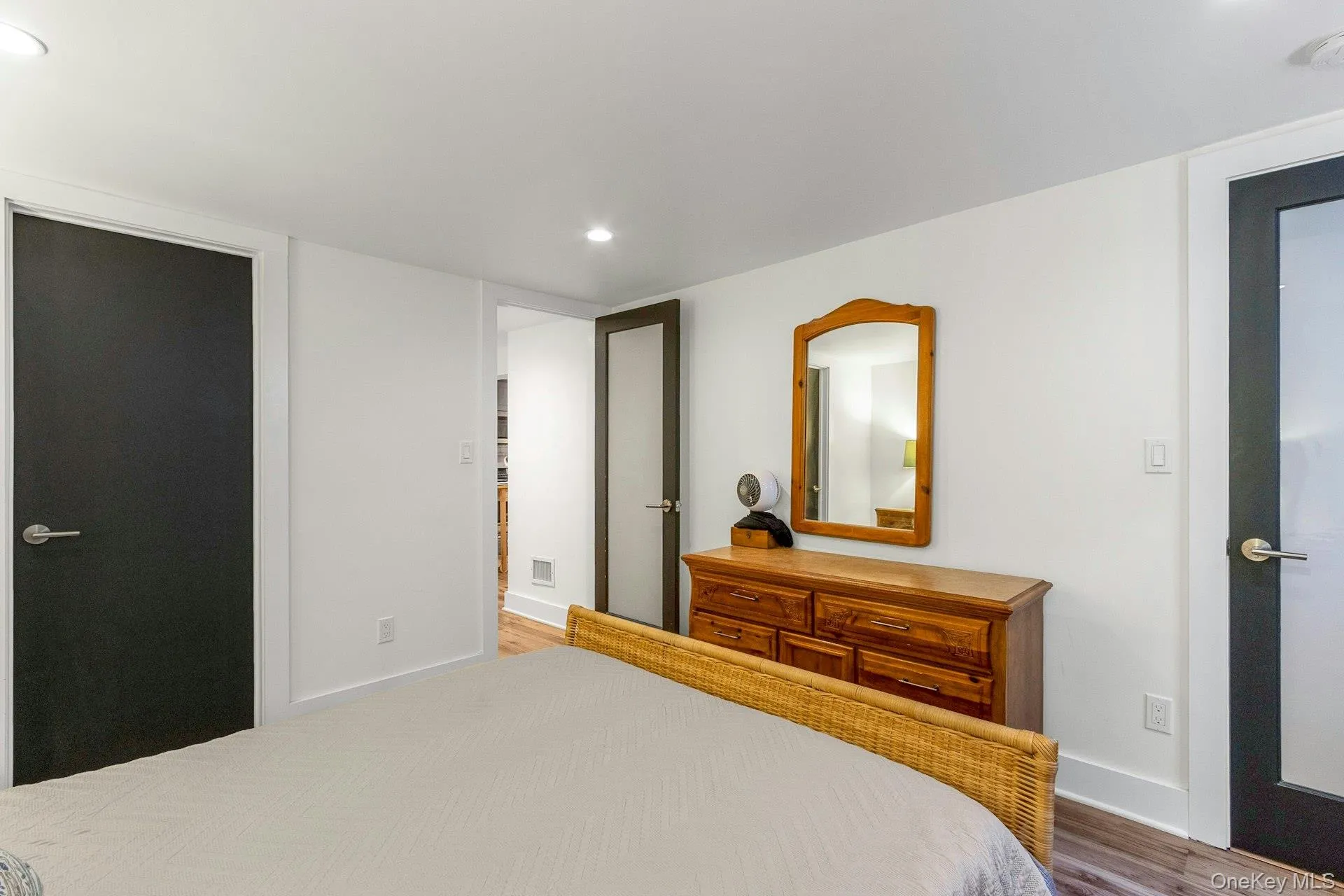 220 Hudson Terrace, Orangetown, NY, 1 Bedroom Bedrooms, 4 Rooms Rooms,1 BathroomBathrooms,Residential Lease,Idx,Hudson,0,918161 220 Hudson Terrace, Orangetown, NY, 1 Bedroom Bedrooms, 4 Rooms Rooms,1 BathroomBathrooms,Residential Lease,Idx,Hudson,0,918161