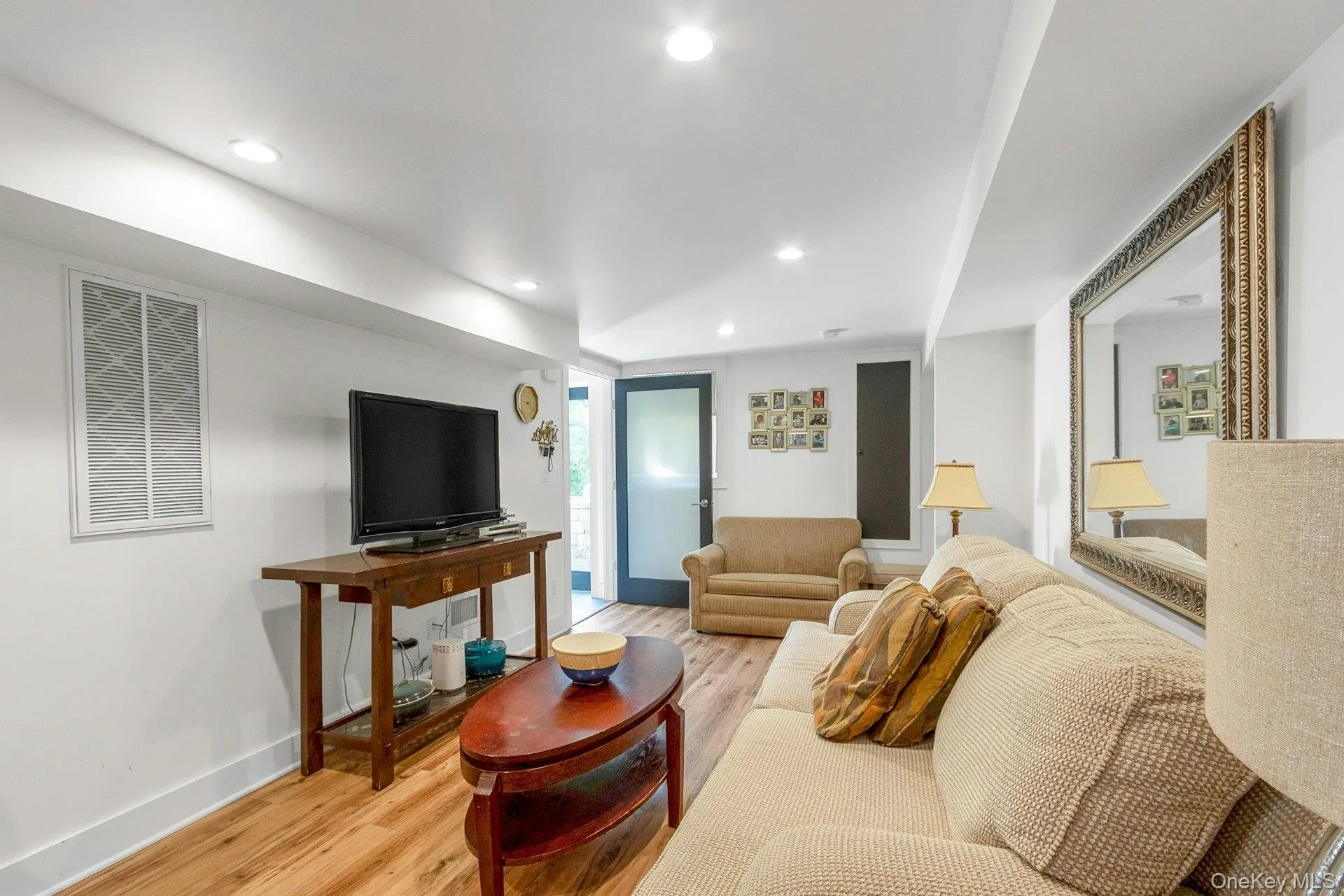 220 Hudson Terrace, Orangetown, NY, 1 Bedroom Bedrooms, 4 Rooms Rooms,1 BathroomBathrooms,Residential Lease,Idx,Hudson,0,918161 220 Hudson Terrace, Orangetown, NY, 1 Bedroom Bedrooms, 4 Rooms Rooms,1 BathroomBathrooms,Residential Lease,Idx,Hudson,0,918161