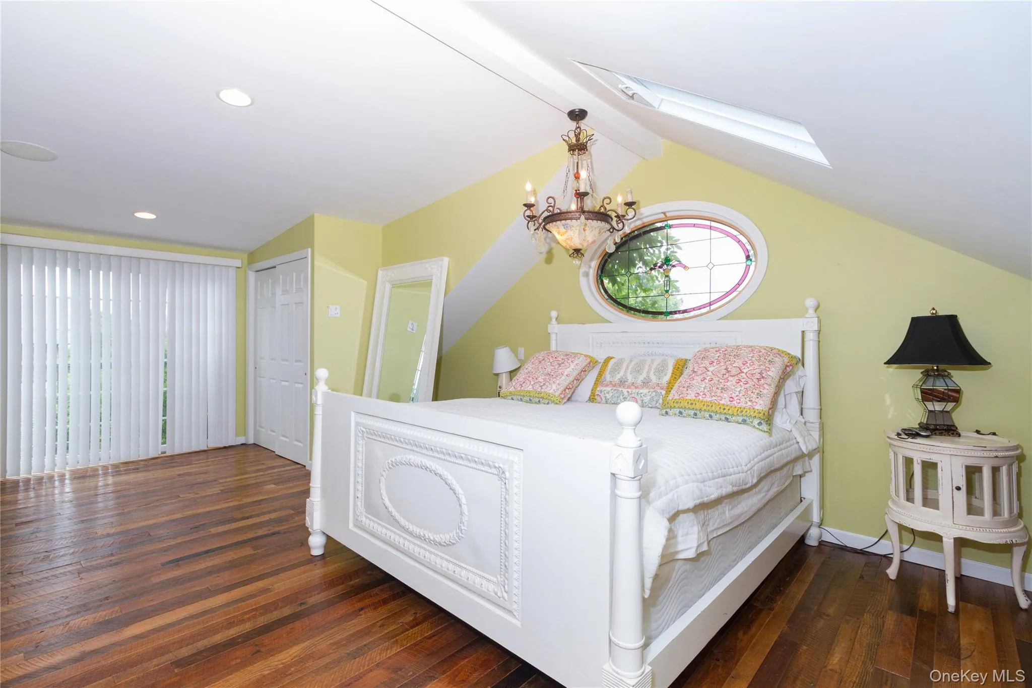 Large primary bedroom Large primary bedroom