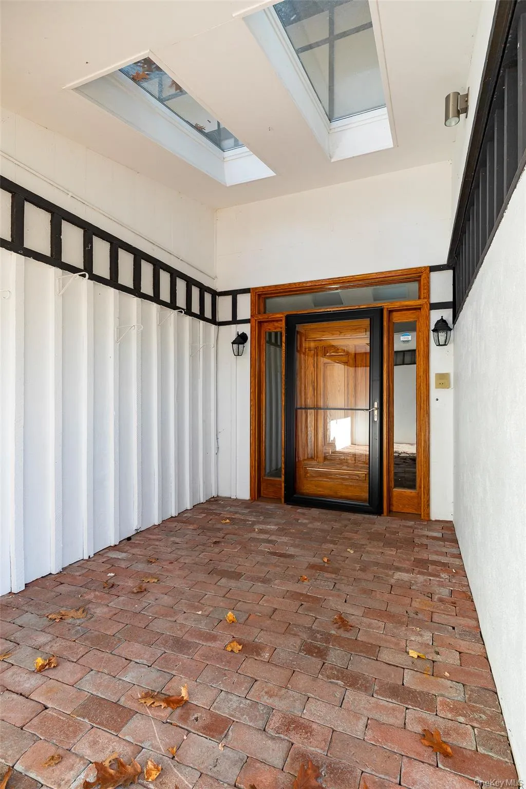 7 Ferris Lane, Poughkeepsie, NY, 5 Bedrooms Bedrooms, 16 Rooms Rooms,2 BathroomsBathrooms,Residential,For Rent,Ferris,0,918376 7 Ferris Lane, Poughkeepsie, NY, 5 Bedrooms Bedrooms, 16 Rooms Rooms,2 BathroomsBathrooms,Residential,For Rent,Ferris,0,918376