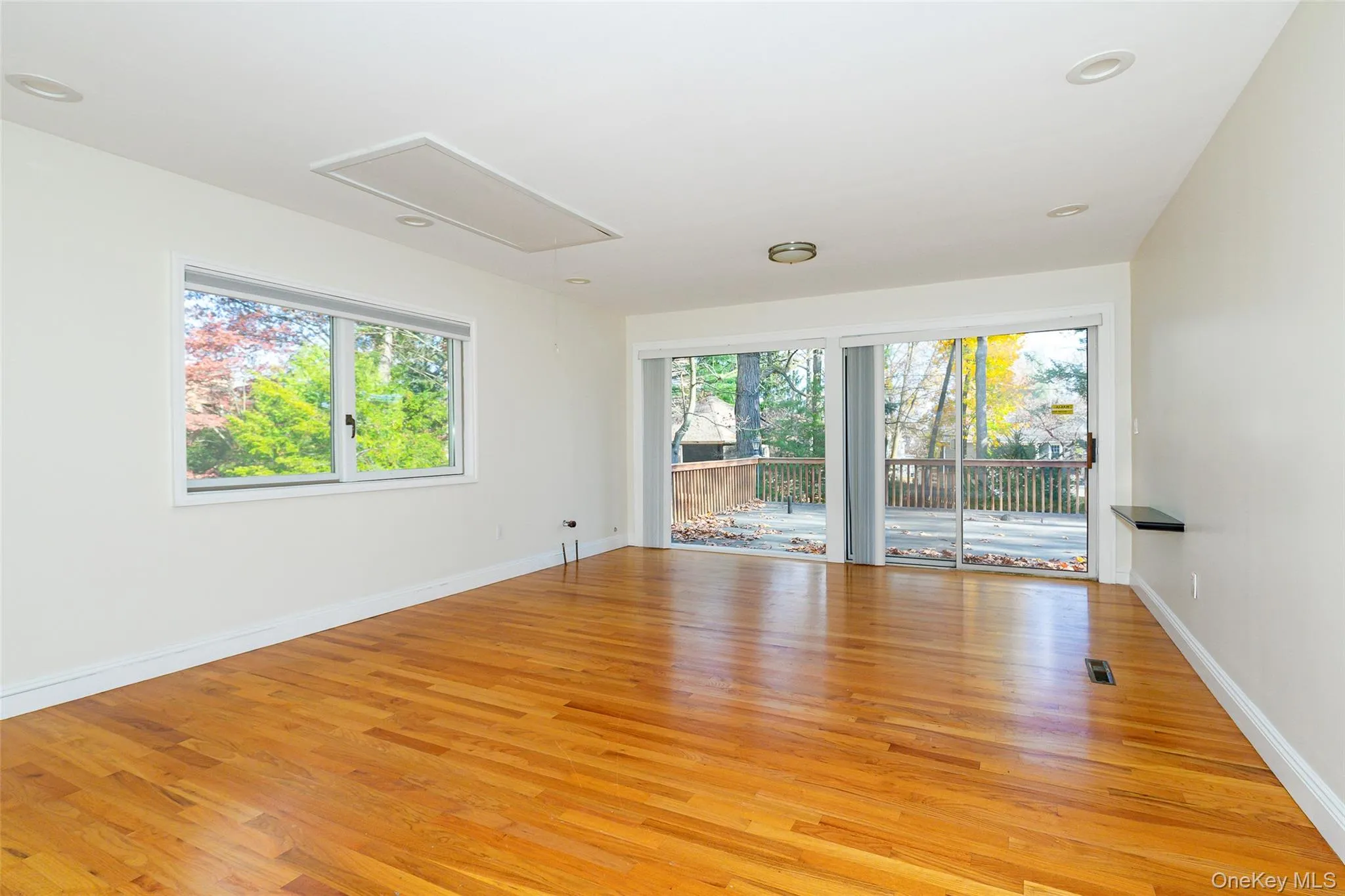 7 Ferris Lane, Poughkeepsie, NY, 5 Bedrooms Bedrooms, 16 Rooms Rooms,2 BathroomsBathrooms,Residential,For Rent,Ferris,0,918376 7 Ferris Lane, Poughkeepsie, NY, 5 Bedrooms Bedrooms, 16 Rooms Rooms,2 BathroomsBathrooms,Residential,For Rent,Ferris,0,918376