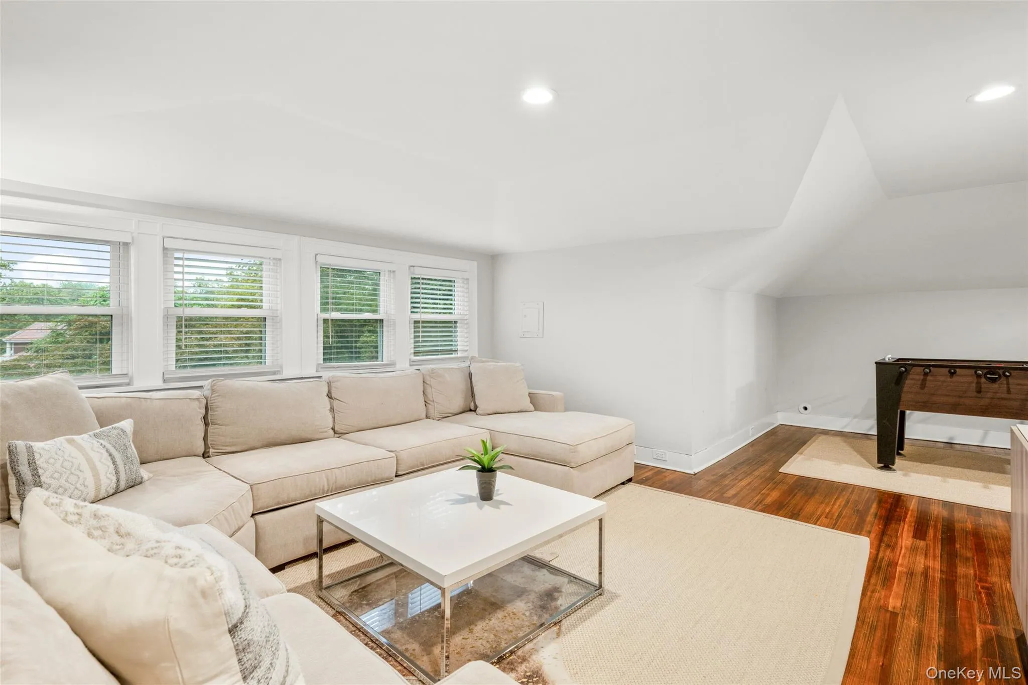 20 Elk Avenue, New Rochelle, NY, 6 Bedrooms Bedrooms, 13 Rooms Rooms,3 BathroomsBathrooms,Residential Lease,Idx,Elk,0,918564 20 Elk Avenue, New Rochelle, NY, 6 Bedrooms Bedrooms, 13 Rooms Rooms,3 BathroomsBathrooms,Residential Lease,Idx,Elk,0,918564