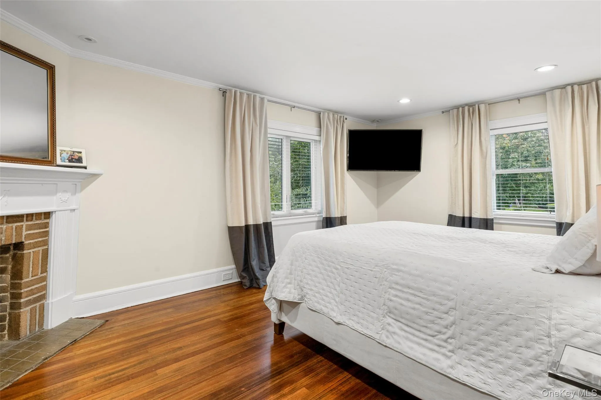 20 Elk Avenue, New Rochelle, NY, 6 Bedrooms Bedrooms, 13 Rooms Rooms,3 BathroomsBathrooms,Residential Lease,Idx,Elk,0,918564 20 Elk Avenue, New Rochelle, NY, 6 Bedrooms Bedrooms, 13 Rooms Rooms,3 BathroomsBathrooms,Residential Lease,Idx,Elk,0,918564