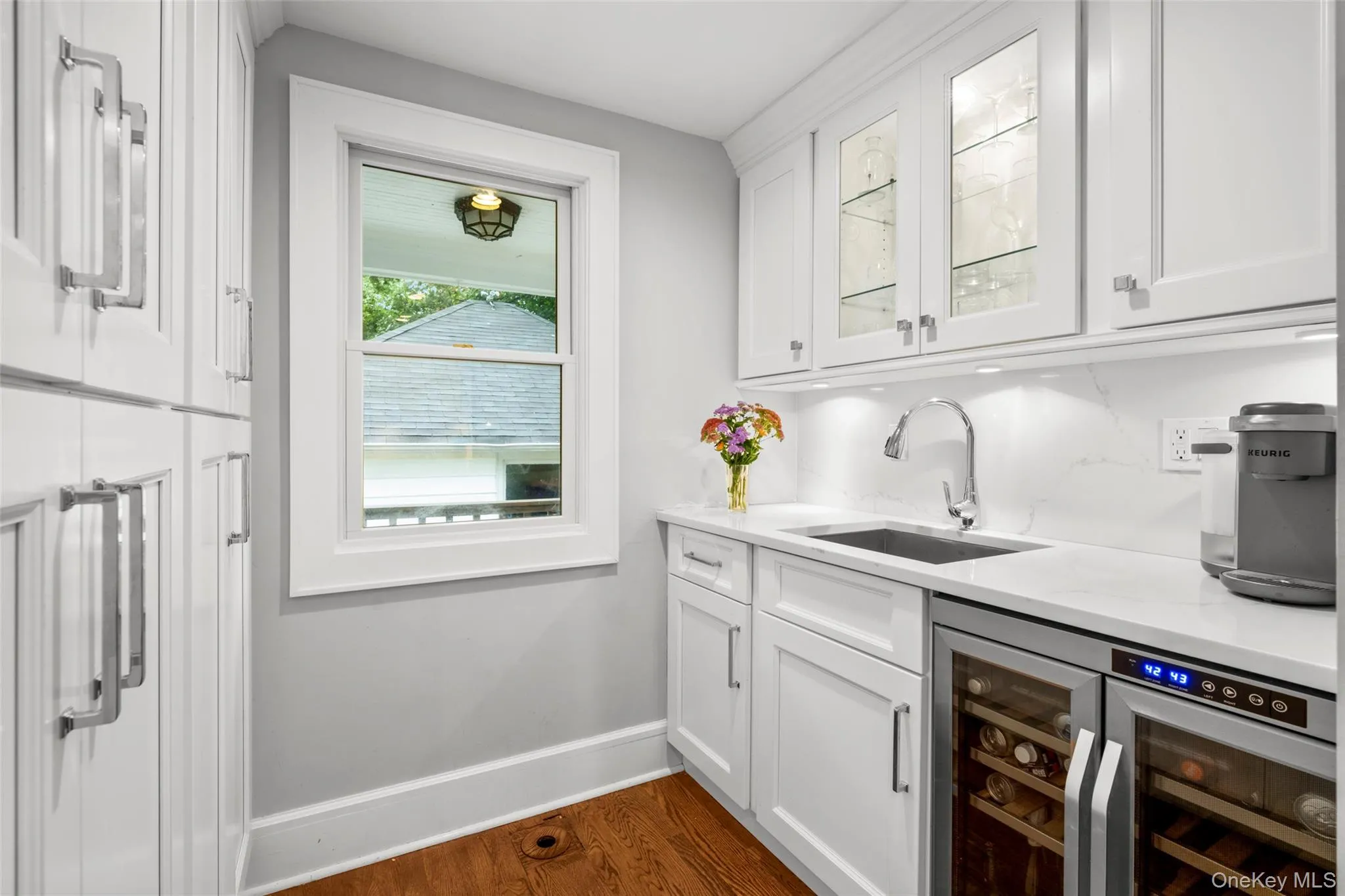 20 Elk Avenue, New Rochelle, NY, 6 Bedrooms Bedrooms, 13 Rooms Rooms,3 BathroomsBathrooms,Residential Lease,Idx,Elk,0,918564 20 Elk Avenue, New Rochelle, NY, 6 Bedrooms Bedrooms, 13 Rooms Rooms,3 BathroomsBathrooms,Residential Lease,Idx,Elk,0,918564