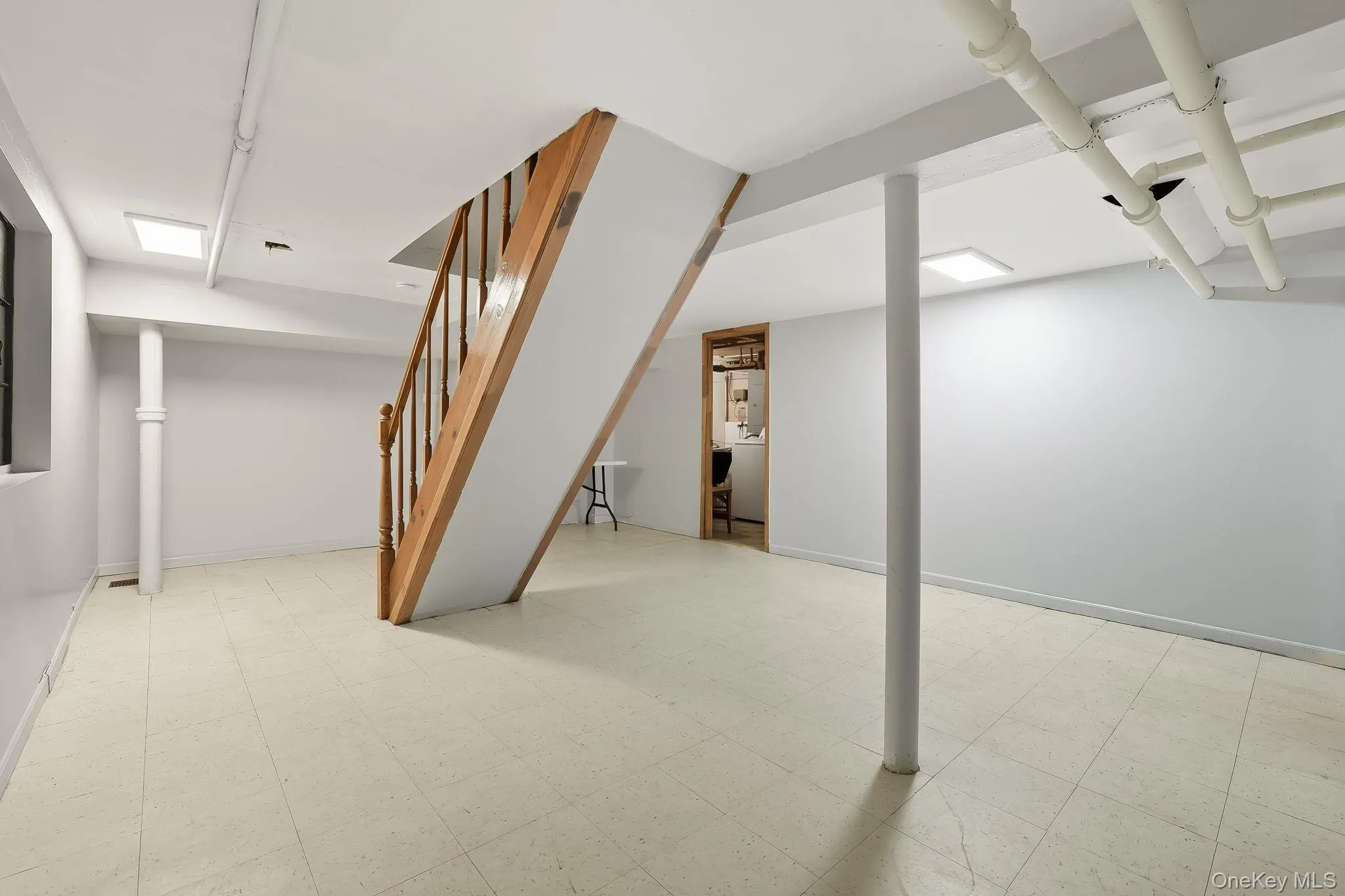 1 Lynwood Road, Yonkers, NY, 3 Bedrooms Bedrooms, 8 Rooms Rooms,3 BathroomsBathrooms,Residential Lease,Idx,Lynwood,0,918573 1 Lynwood Road, Yonkers, NY, 3 Bedrooms Bedrooms, 8 Rooms Rooms,3 BathroomsBathrooms,Residential Lease,Idx,Lynwood,0,918573