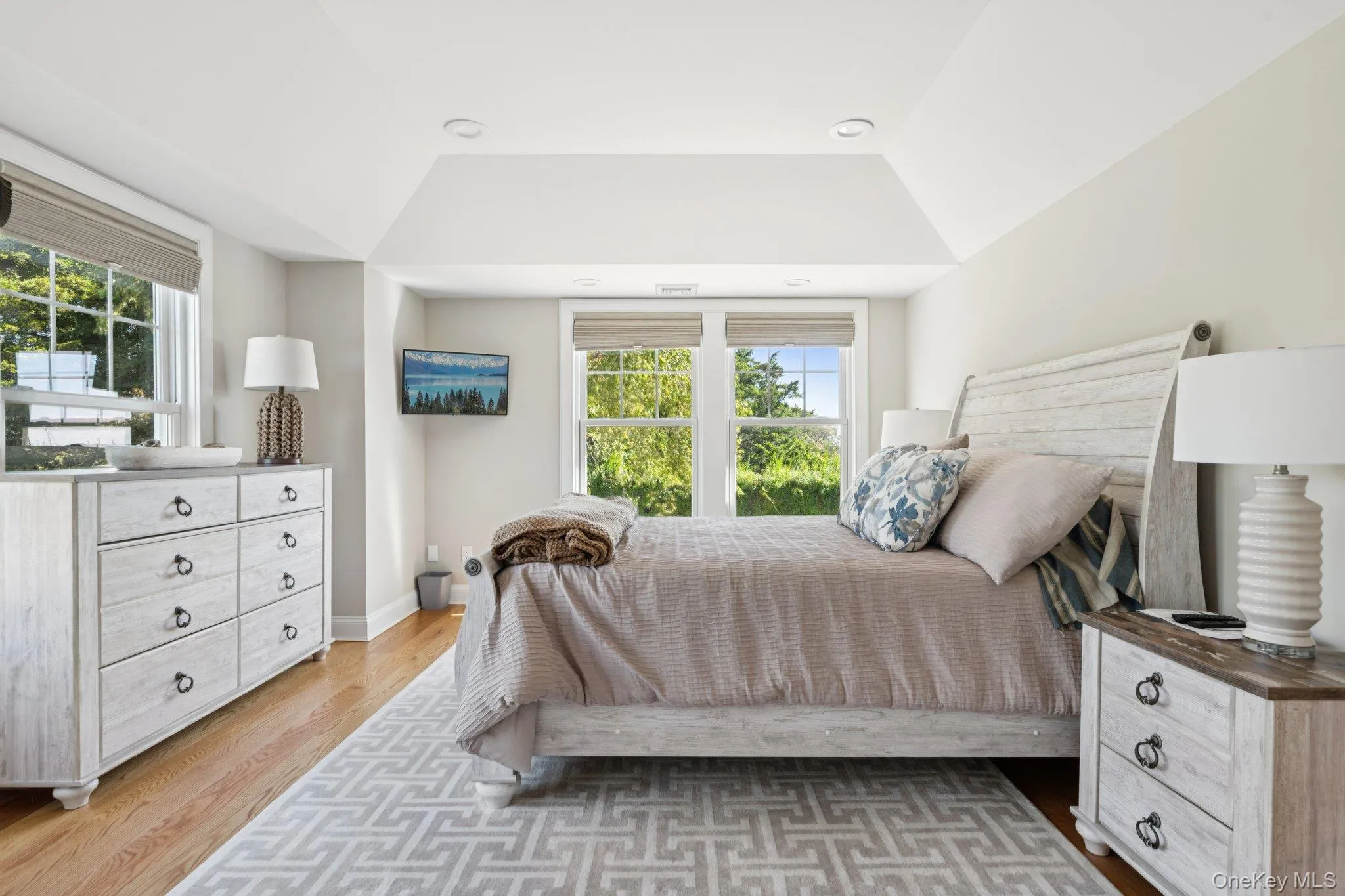26 Sunset Avenue, Southampton, NY, 5 Bedrooms Bedrooms, 12 Rooms Rooms,4 BathroomsBathrooms,Residential,For Rent,Sunset,0,918599 26 Sunset Avenue, Southampton, NY, 5 Bedrooms Bedrooms, 12 Rooms Rooms,4 BathroomsBathrooms,Residential,For Rent,Sunset,0,918599