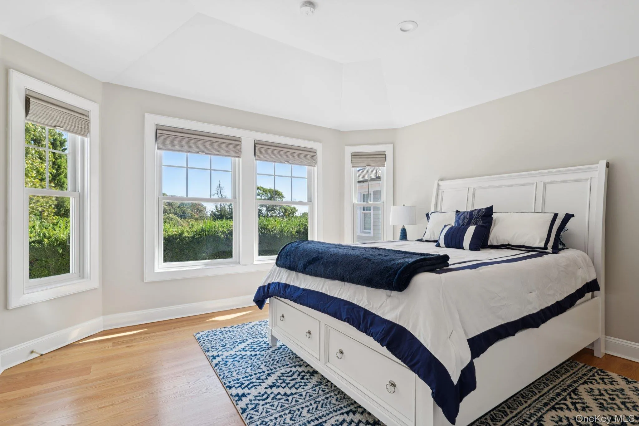 26 Sunset Avenue, Southampton, NY, 5 Bedrooms Bedrooms, 12 Rooms Rooms,4 BathroomsBathrooms,Residential,For Rent,Sunset,0,918599 26 Sunset Avenue, Southampton, NY, 5 Bedrooms Bedrooms, 12 Rooms Rooms,4 BathroomsBathrooms,Residential,For Rent,Sunset,0,918599