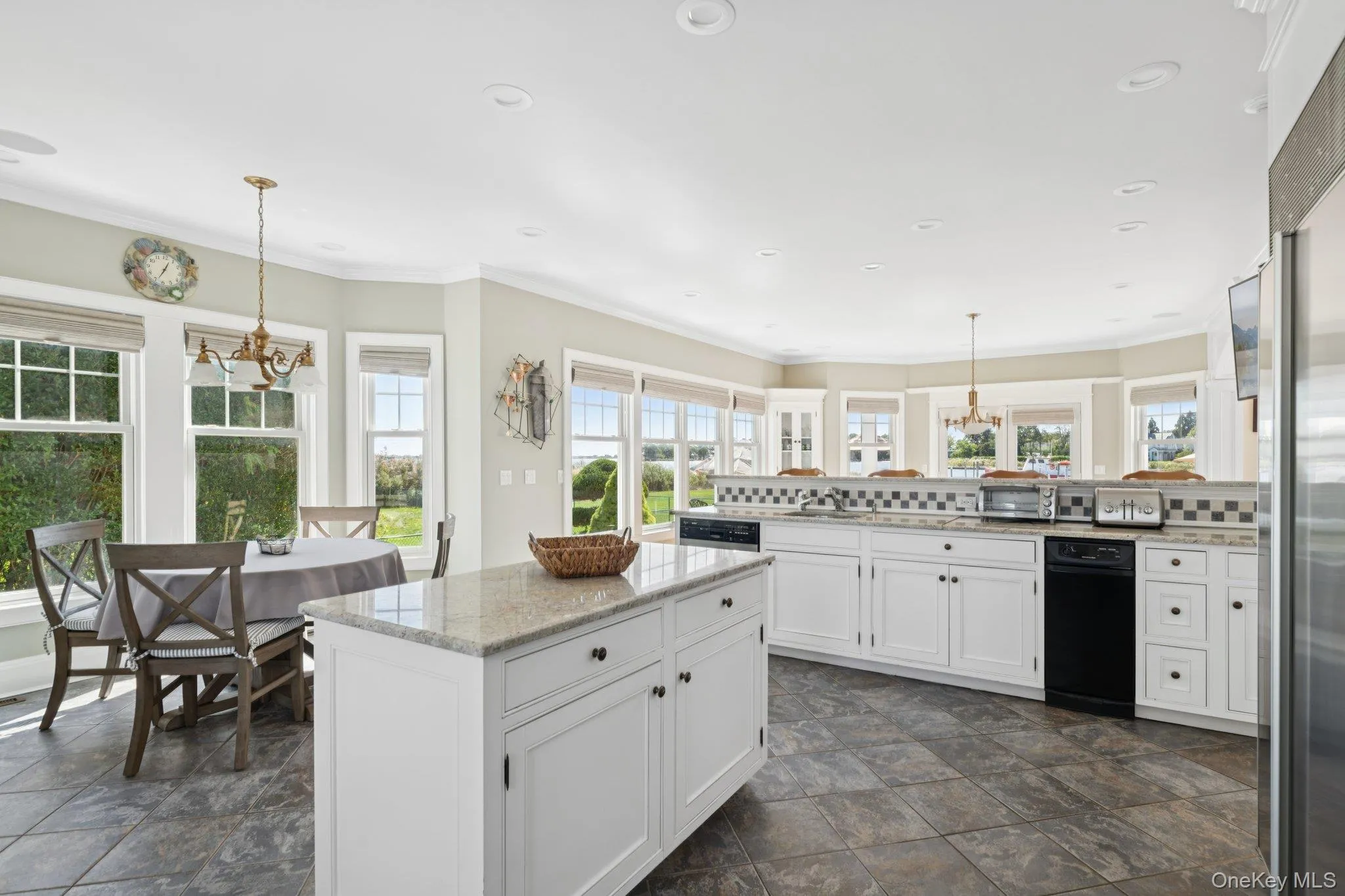 26 Sunset Avenue, Southampton, NY, 5 Bedrooms Bedrooms, 12 Rooms Rooms,4 BathroomsBathrooms,Residential,For Rent,Sunset,0,918599 26 Sunset Avenue, Southampton, NY, 5 Bedrooms Bedrooms, 12 Rooms Rooms,4 BathroomsBathrooms,Residential,For Rent,Sunset,0,918599