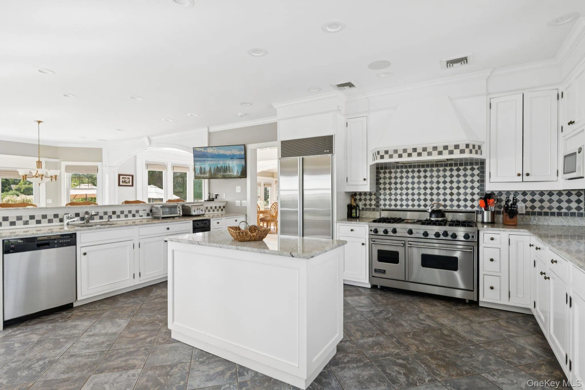 26 Sunset Avenue, Southampton, NY, 5 Bedrooms Bedrooms, 12 Rooms Rooms,4 BathroomsBathrooms,Residential,For Rent,Sunset,0,918599 26 Sunset Avenue, Southampton, NY, 5 Bedrooms Bedrooms, 12 Rooms Rooms,4 BathroomsBathrooms,Residential,For Rent,Sunset,0,918599