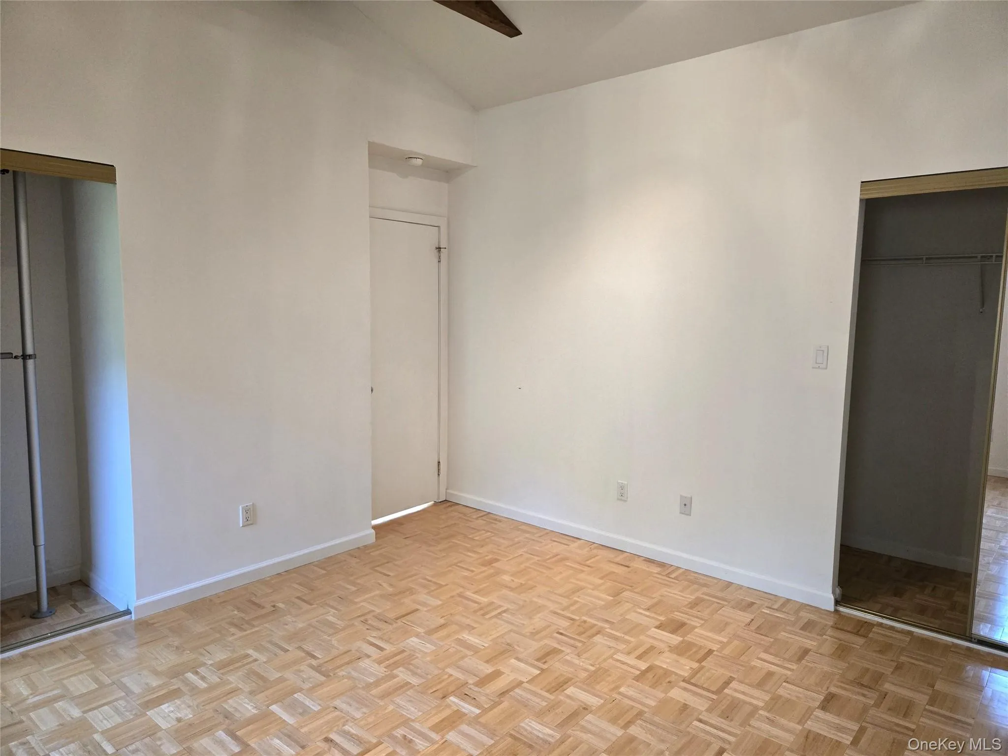 90 Firwood Road, North Hempstead, NY, 2 Bedrooms Bedrooms, 4 Rooms Rooms,1 BathroomBathrooms,Residential Lease,Idx,Firwood,0,918647 90 Firwood Road, North Hempstead, NY, 2 Bedrooms Bedrooms, 4 Rooms Rooms,1 BathroomBathrooms,Residential Lease,Idx,Firwood,0,918647