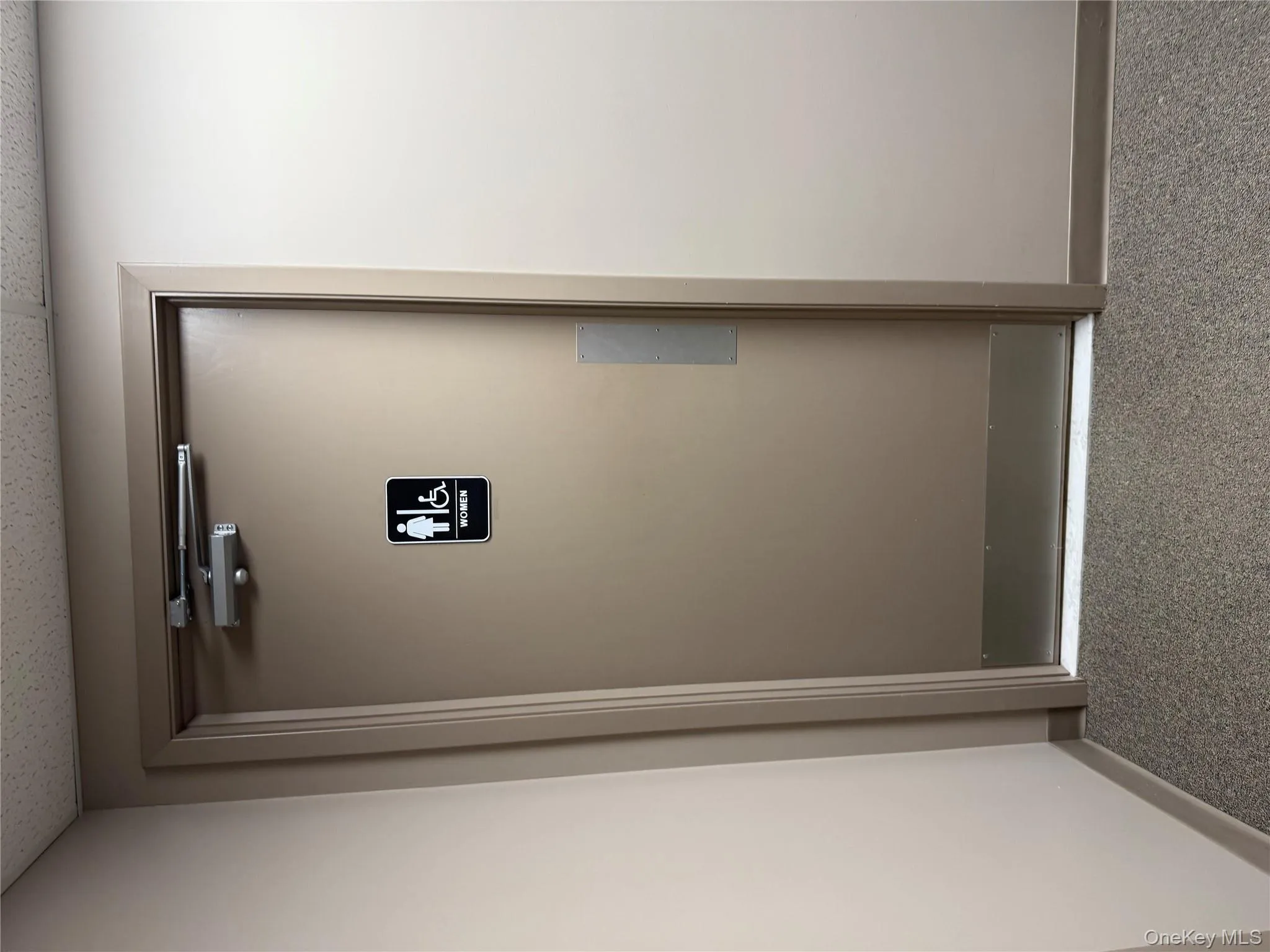 Detailed view of carpet Detailed view of carpet