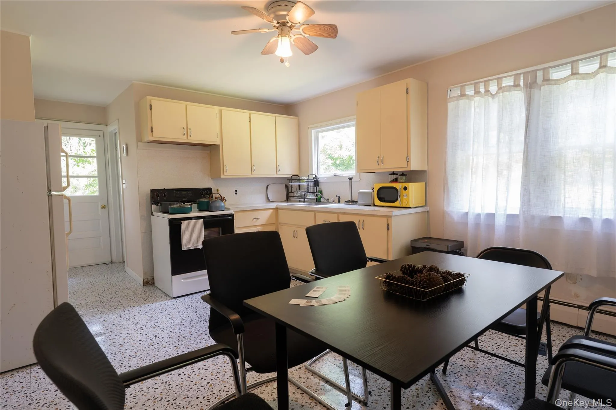 129 Gypsy Point Road, Catskill, NY, 5 Bedrooms Bedrooms, 5 Rooms Rooms,2 BathroomsBathrooms,Residential,For Rent,Gypsy Point,0,918839 129 Gypsy Point Road, Catskill, NY, 5 Bedrooms Bedrooms, 5 Rooms Rooms,2 BathroomsBathrooms,Residential,For Rent,Gypsy Point,0,918839