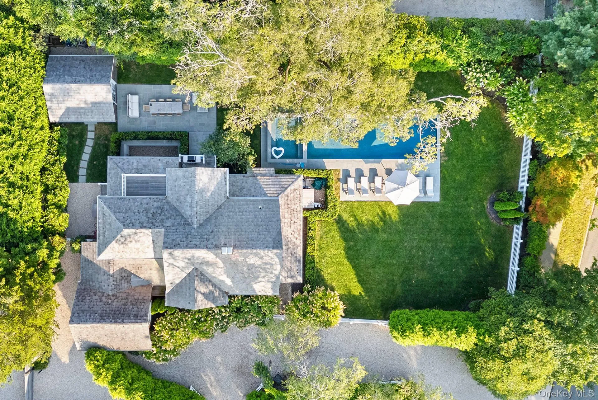 Drone / aerial view Drone / aerial view