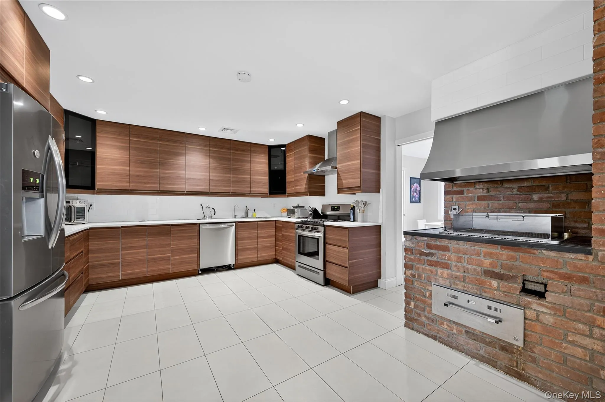 634 Park Avenue, Huntington, NY, 1 Bedroom Bedrooms, 14 Rooms Rooms,1 BathroomBathrooms,Residential,For Rent,Park,0,918907 634 Park Avenue, Huntington, NY, 1 Bedroom Bedrooms, 14 Rooms Rooms,1 BathroomBathrooms,Residential,For Rent,Park,0,918907