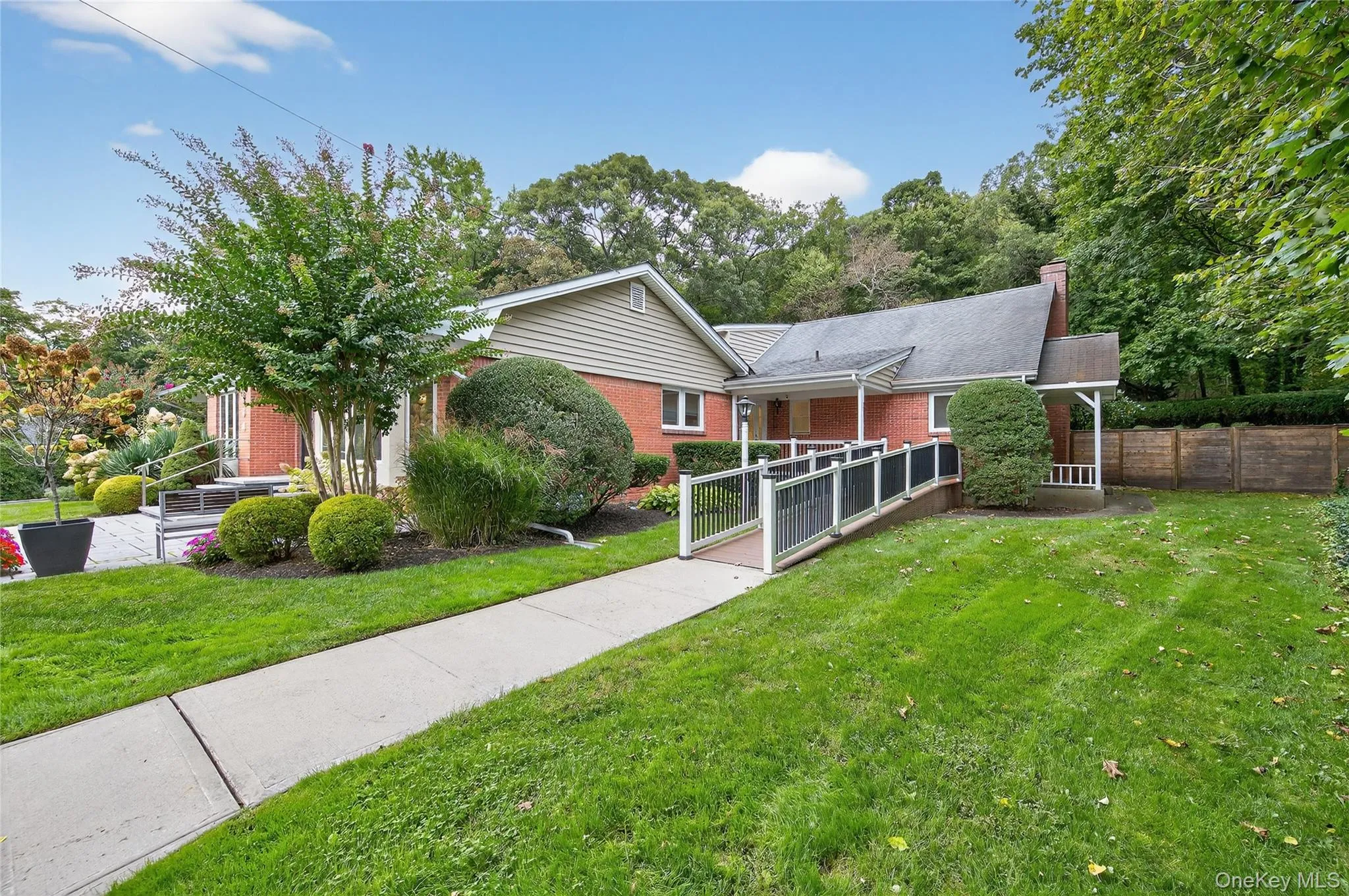 634 Park Avenue, Huntington, NY, 1 Bedroom Bedrooms, 14 Rooms Rooms,1 BathroomBathrooms,Residential,For Rent,Park,0,918907 634 Park Avenue, Huntington, NY, 1 Bedroom Bedrooms, 14 Rooms Rooms,1 BathroomBathrooms,Residential,For Rent,Park,0,918907