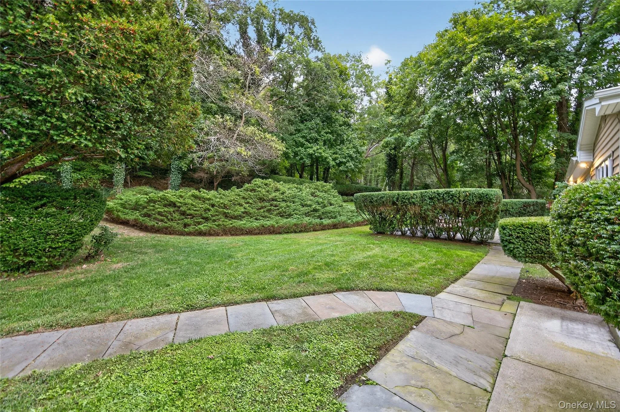 634 Park Avenue, Huntington, NY, 1 Bedroom Bedrooms, 14 Rooms Rooms,1 BathroomBathrooms,Residential,For Rent,Park,0,918907 634 Park Avenue, Huntington, NY, 1 Bedroom Bedrooms, 14 Rooms Rooms,1 BathroomBathrooms,Residential,For Rent,Park,0,918907
