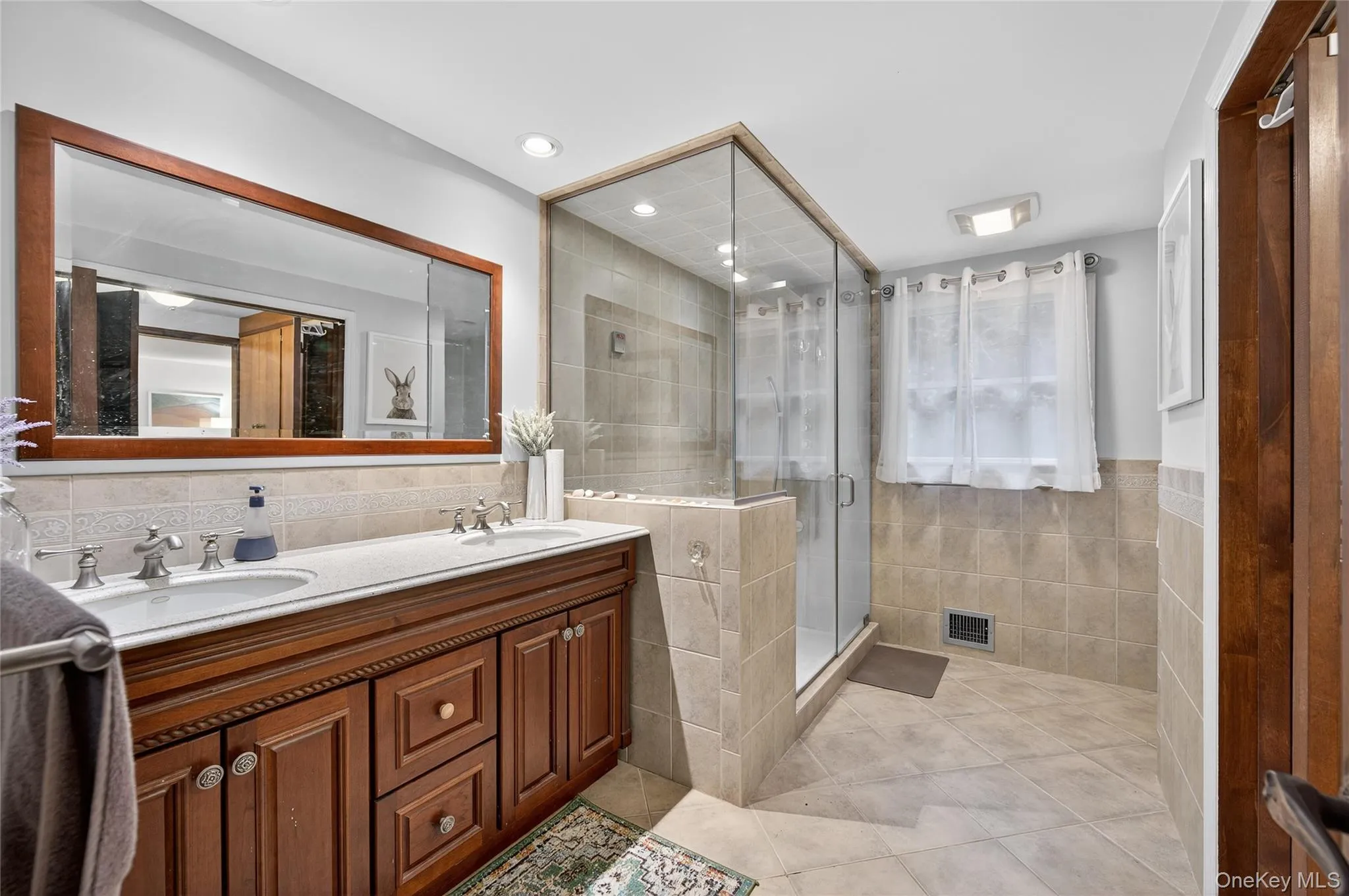 2nd Floor Full Bath 2nd Floor Full Bath