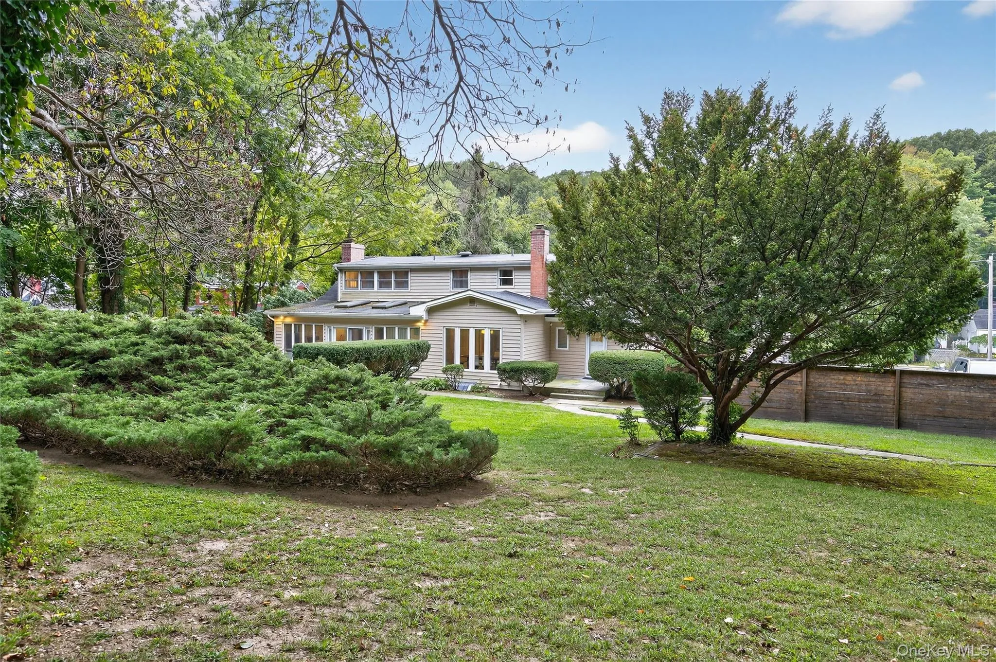 634 Park Avenue, Huntington, NY, 1 Bedroom Bedrooms, 14 Rooms Rooms,1 BathroomBathrooms,Residential,For Rent,Park,0,918907 634 Park Avenue, Huntington, NY, 1 Bedroom Bedrooms, 14 Rooms Rooms,1 BathroomBathrooms,Residential,For Rent,Park,0,918907