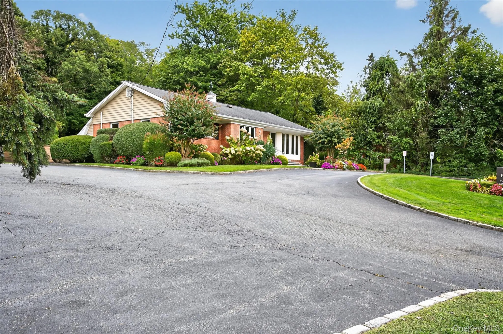 634 Park Avenue, Huntington, NY, 1 Bedroom Bedrooms, 14 Rooms Rooms,1 BathroomBathrooms,Residential,For Rent,Park,0,918907 634 Park Avenue, Huntington, NY, 1 Bedroom Bedrooms, 14 Rooms Rooms,1 BathroomBathrooms,Residential,For Rent,Park,0,918907