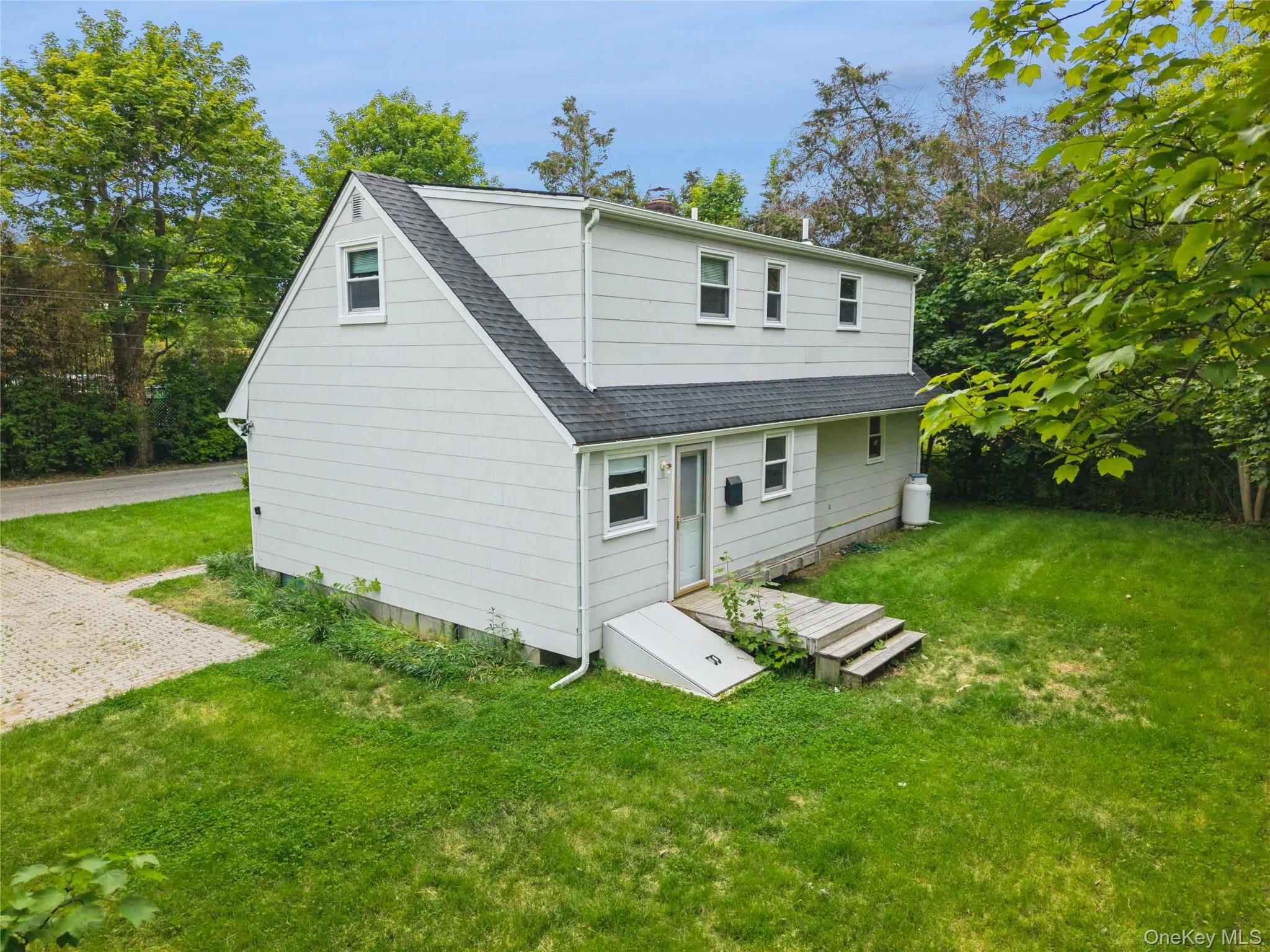 111 Miller Road, Southampton, NY, 4 Bedrooms Bedrooms, 7 Rooms Rooms,2 BathroomsBathrooms,Residential,For Rent,Miller,0,918931 111 Miller Road, Southampton, NY, 4 Bedrooms Bedrooms, 7 Rooms Rooms,2 BathroomsBathrooms,Residential,For Rent,Miller,0,918931