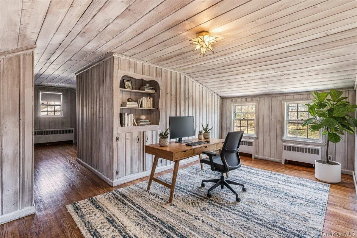 Two Bedroom Suite with full Bath on 2nd floor Two Bedroom Suite with full Bath on 2nd floor