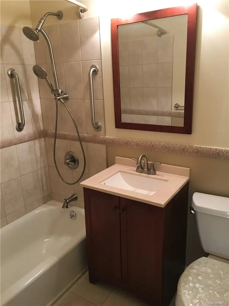 Hall Bathroom with Tub Hall Bathroom with Tub