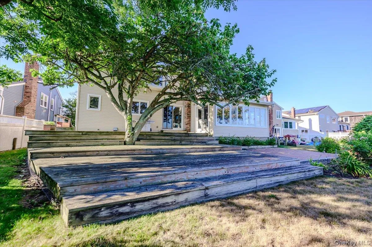 330 Harbor Drive, Hempstead, NY, 6 Bedrooms Bedrooms, 11 Rooms Rooms,4 BathroomsBathrooms,Residential,For Rent,Harbor,0,919181 330 Harbor Drive, Hempstead, NY, 6 Bedrooms Bedrooms, 11 Rooms Rooms,4 BathroomsBathrooms,Residential,For Rent,Harbor,0,919181