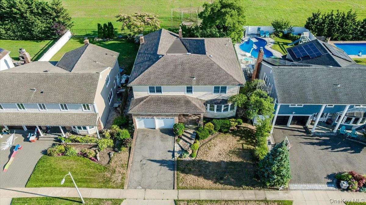 330 Harbor Drive, Hempstead, NY, 6 Bedrooms Bedrooms, 11 Rooms Rooms,4 BathroomsBathrooms,Residential,For Rent,Harbor,0,919181 330 Harbor Drive, Hempstead, NY, 6 Bedrooms Bedrooms, 11 Rooms Rooms,4 BathroomsBathrooms,Residential,For Rent,Harbor,0,919181