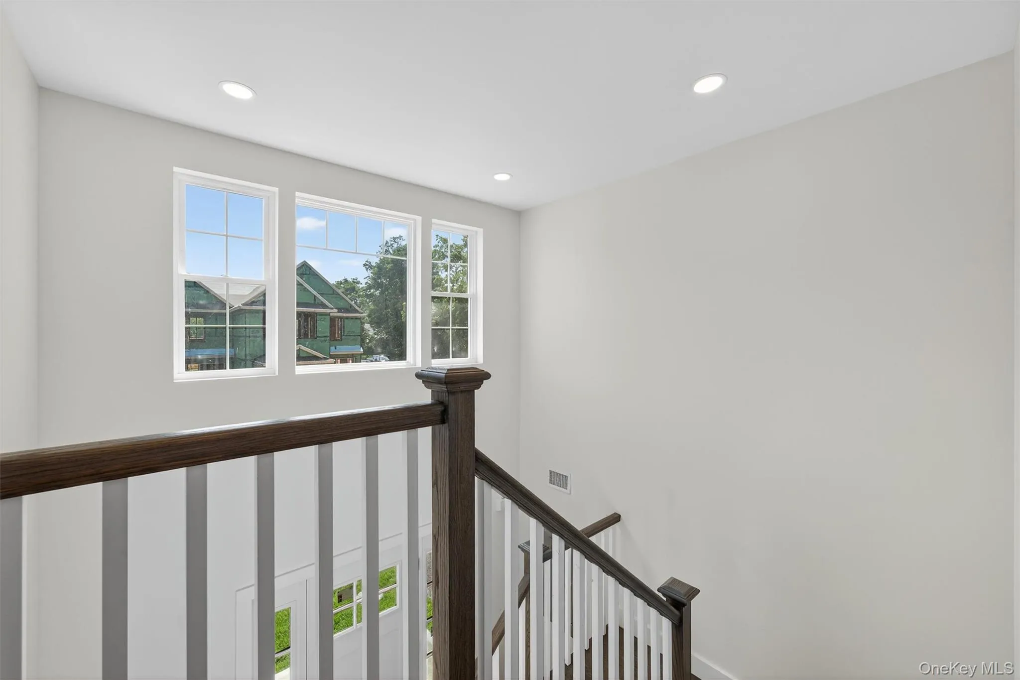 Stairway with recessed lighting Stairway with recessed lighting
