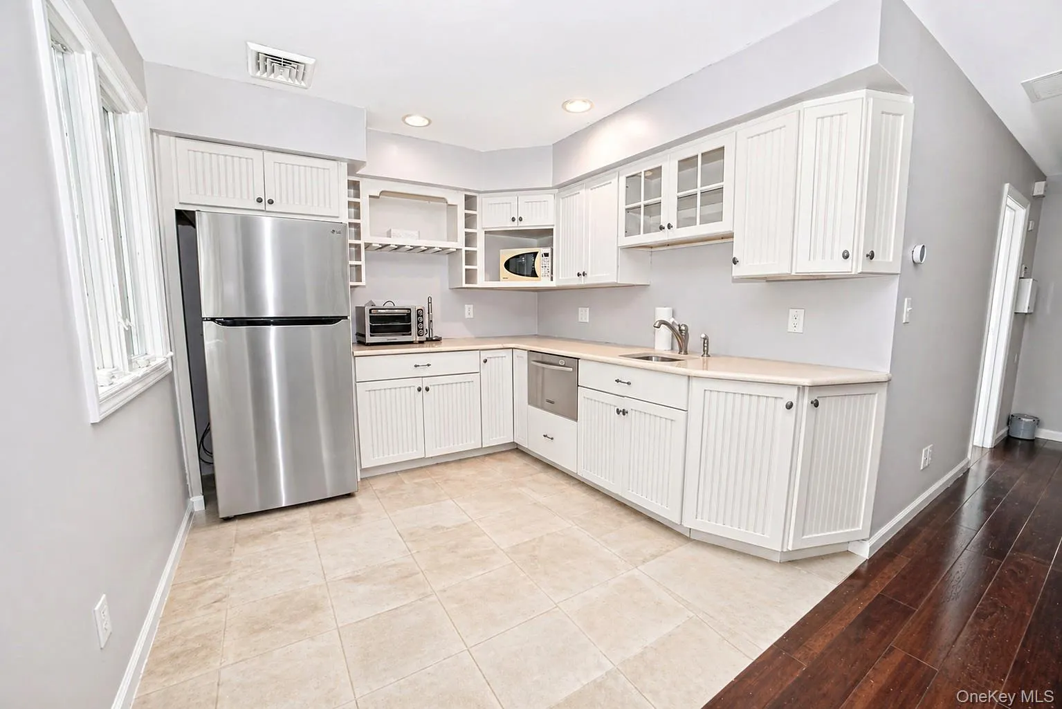 704 Short Beach Road, Smithtown, NY, 4 Bedrooms Bedrooms, 8 Rooms Rooms,2 BathroomsBathrooms,Residential,For Rent,Short Beach,0,919240 704 Short Beach Road, Smithtown, NY, 4 Bedrooms Bedrooms, 8 Rooms Rooms,2 BathroomsBathrooms,Residential,For Rent,Short Beach,0,919240