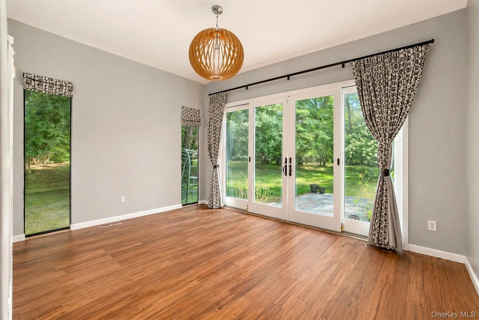704 Short Beach Road, Smithtown, NY, 4 Bedrooms Bedrooms, 8 Rooms Rooms,2 BathroomsBathrooms,Residential,For Rent,Short Beach,0,919240 704 Short Beach Road, Smithtown, NY, 4 Bedrooms Bedrooms, 8 Rooms Rooms,2 BathroomsBathrooms,Residential,For Rent,Short Beach,0,919240