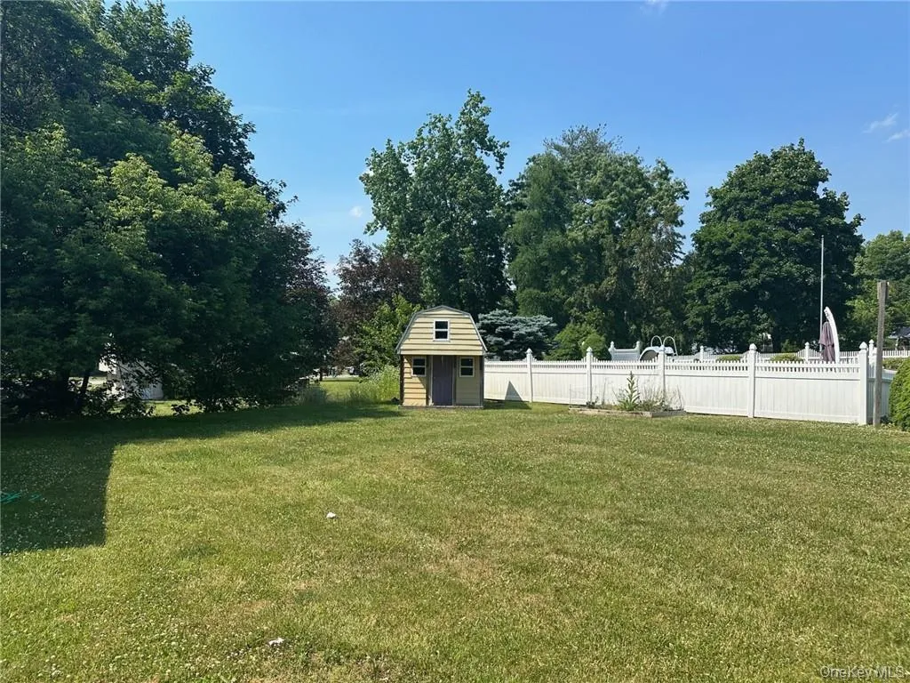 6 Flynn Lane, La Grange, NY, 2 Bedrooms Bedrooms, 4 Rooms Rooms,1 BathroomBathrooms,Residential Lease,Idx,Flynn,0,919254 6 Flynn Lane, La Grange, NY, 2 Bedrooms Bedrooms, 4 Rooms Rooms,1 BathroomBathrooms,Residential Lease,Idx,Flynn,0,919254