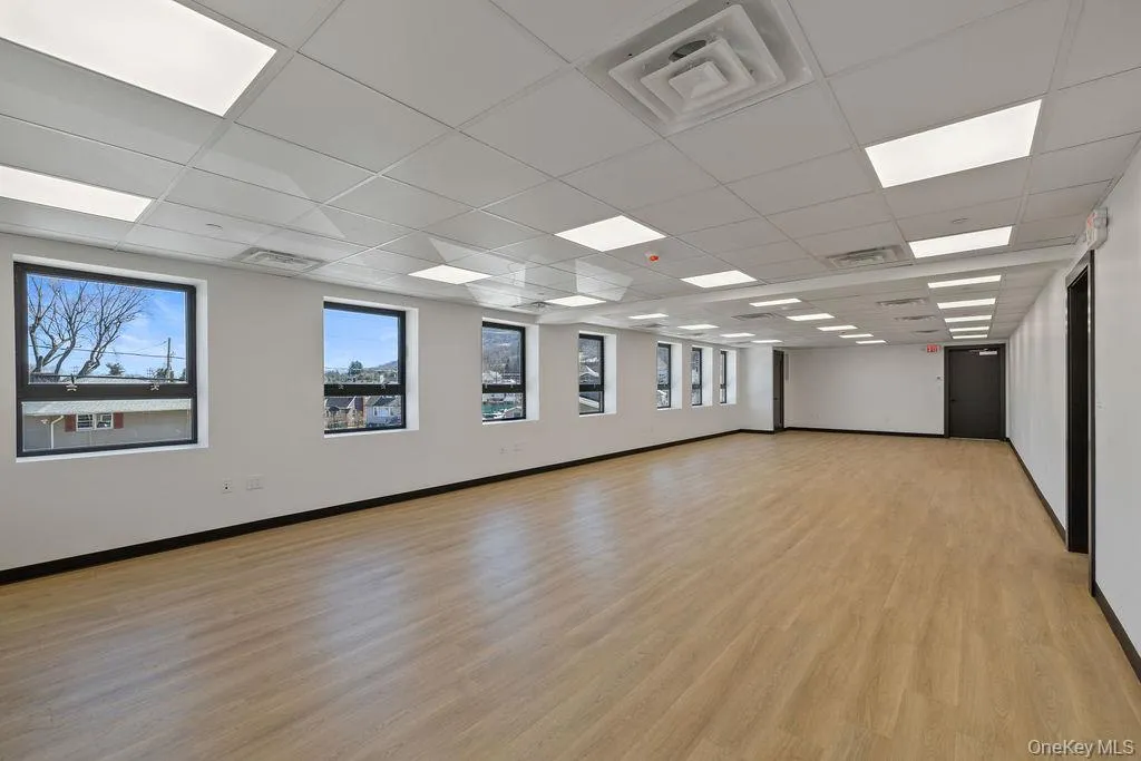 Great option for subdivision by office walls Great option for subdivision by office walls