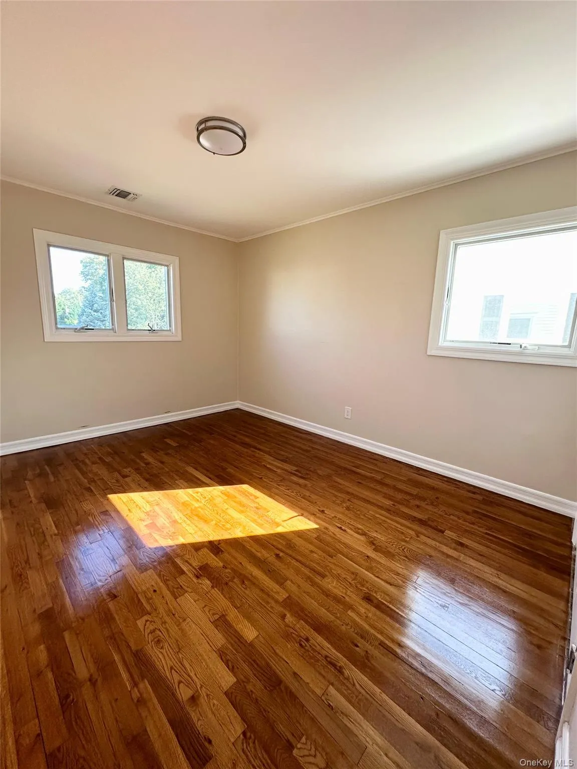 2 Radnor Court, Oyster Bay, NY, 3 Bedroom Bedrooms, 7 Room Rooms,3 BathroomBathrooms,Residential Lease,For Rent,Radnor,0,919352 2 Radnor Court, Oyster Bay, NY, 3 Bedroom Bedrooms, 7 Room Rooms,3 BathroomBathrooms,Residential Lease,For Rent,Radnor,0,919352
