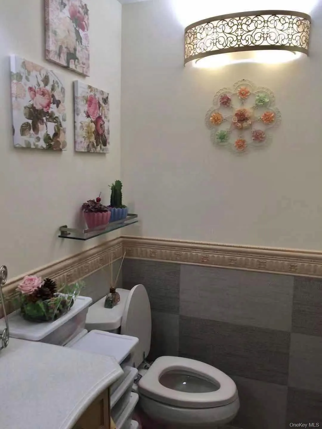 12-31 Robin Lane, New York, NY, 2 Bedrooms Bedrooms, 7 Rooms Rooms,2 BathroomsBathrooms,Residential Sale,For Rent,Robin,0,919415 12-31 Robin Lane, New York, NY, 2 Bedrooms Bedrooms, 7 Rooms Rooms,2 BathroomsBathrooms,Residential Sale,For Rent,Robin,0,919415