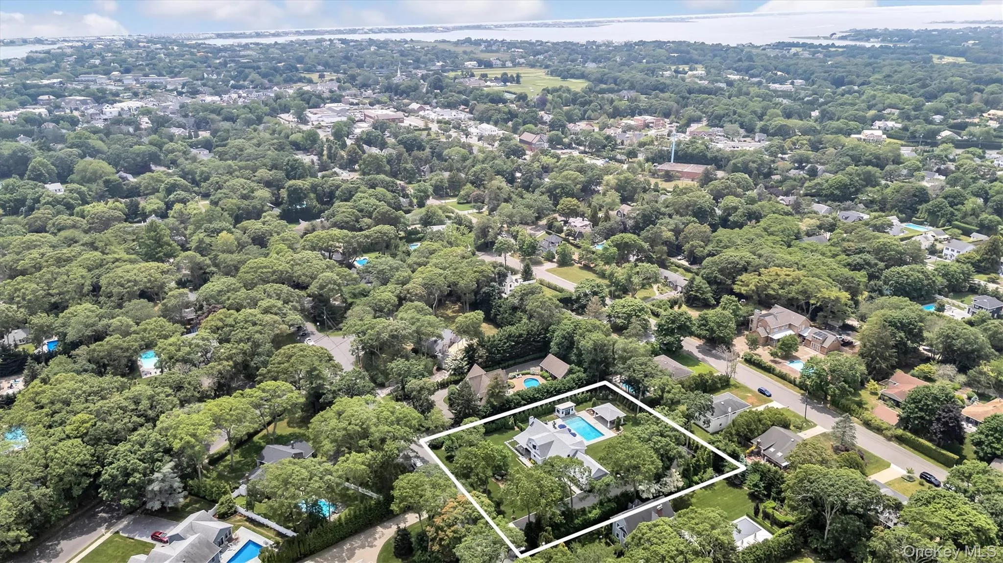 99 Beach Road, Southampton, NY, 4 Bedrooms Bedrooms, 8 Rooms Rooms,2 BathroomsBathrooms,Residential Lease,Idx,Beach,0,919432 99 Beach Road, Southampton, NY, 4 Bedrooms Bedrooms, 8 Rooms Rooms,2 BathroomsBathrooms,Residential Lease,Idx,Beach,0,919432