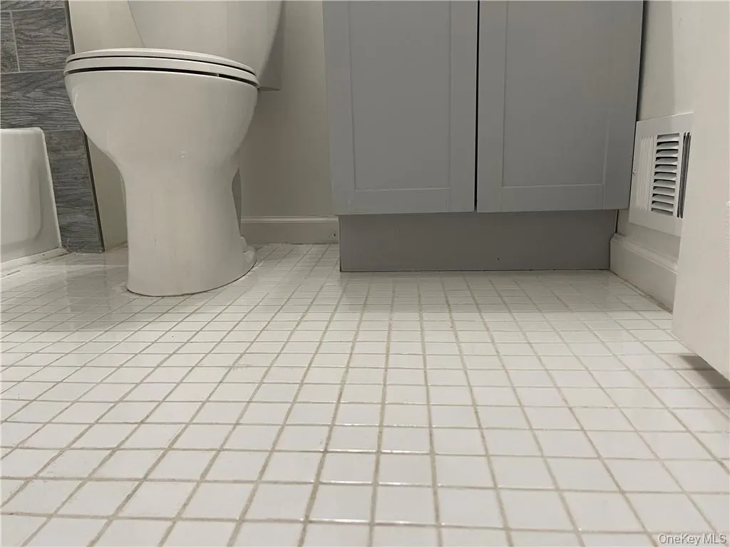 6 Charlotte Mews, Wallkill, NY, 3 Bedrooms Bedrooms, 8 Rooms Rooms,2 BathroomsBathrooms,Residential Lease,Idx,Charlotte,0,919573 6 Charlotte Mews, Wallkill, NY, 3 Bedrooms Bedrooms, 8 Rooms Rooms,2 BathroomsBathrooms,Residential Lease,Idx,Charlotte,0,919573