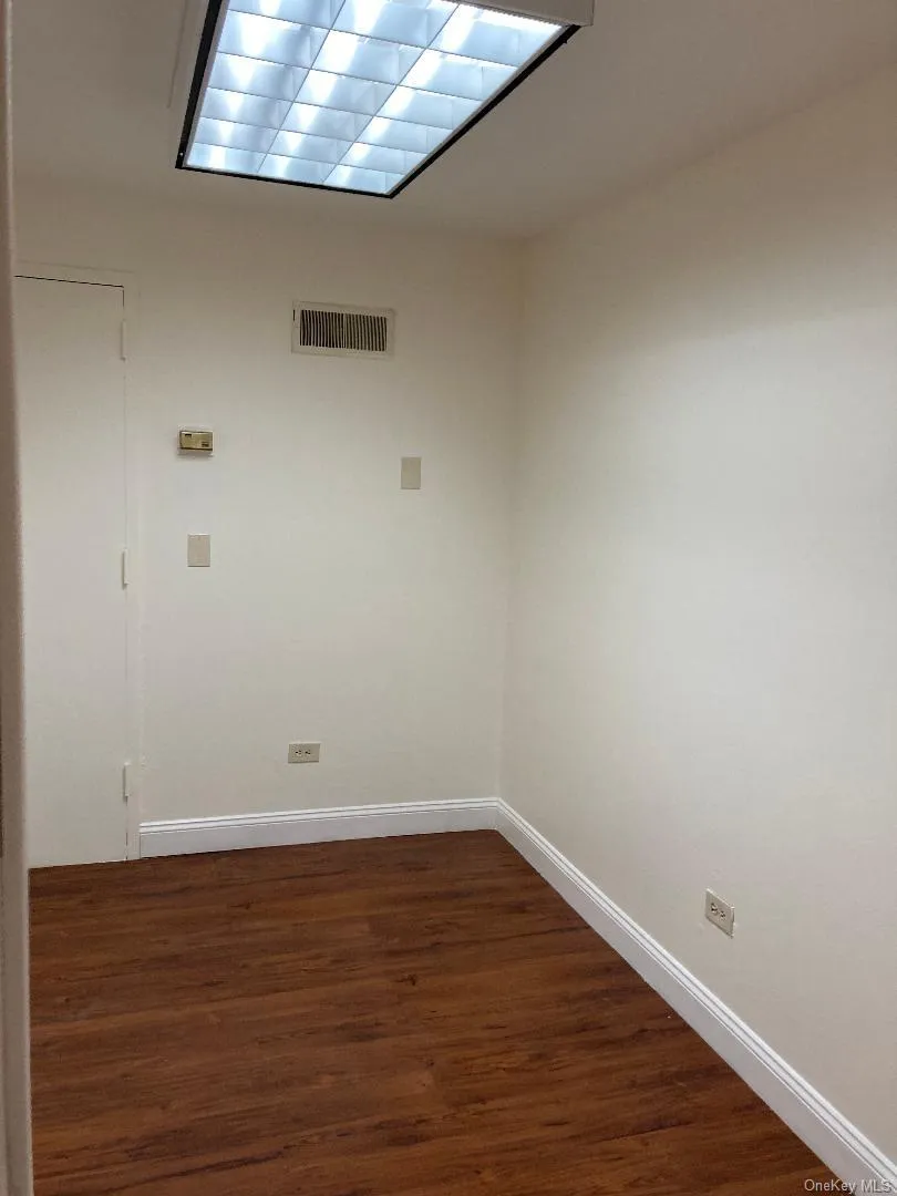 Exam room/office 2 Exam room/office 2