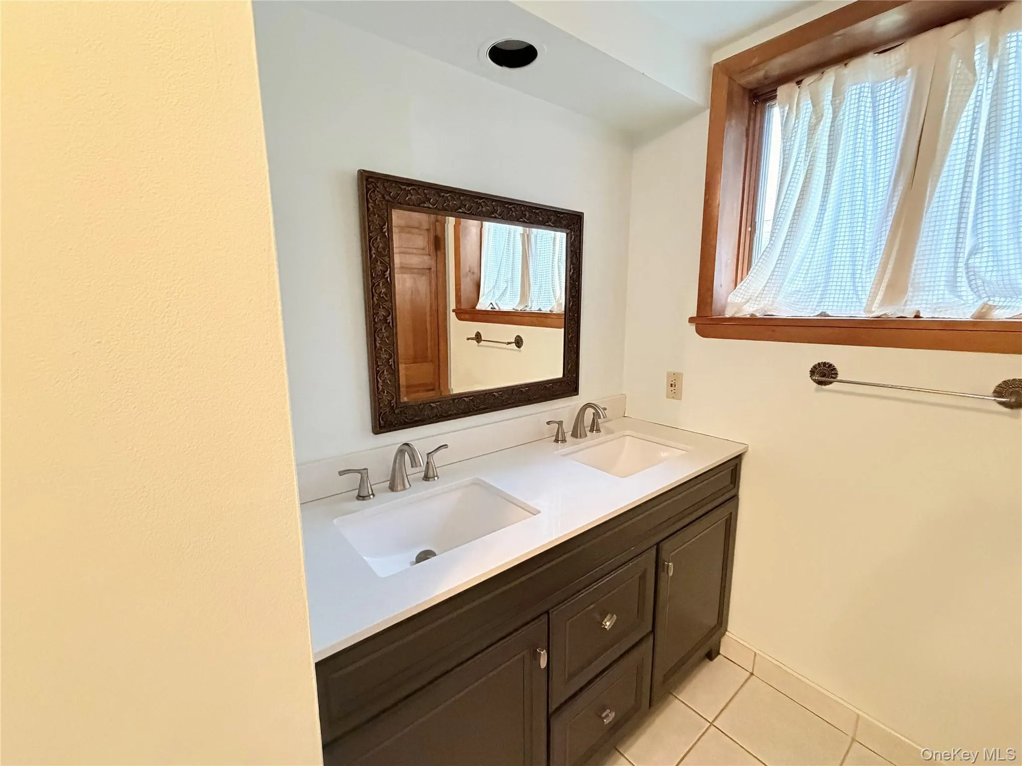 82 Wallkill Avenue, Montgomery, NY, 5 Bedrooms Bedrooms, 10 Rooms Rooms,2 BathroomsBathrooms,Residential,For Rent,Wallkill,0,919648 82 Wallkill Avenue, Montgomery, NY, 5 Bedrooms Bedrooms, 10 Rooms Rooms,2 BathroomsBathrooms,Residential,For Rent,Wallkill,0,919648