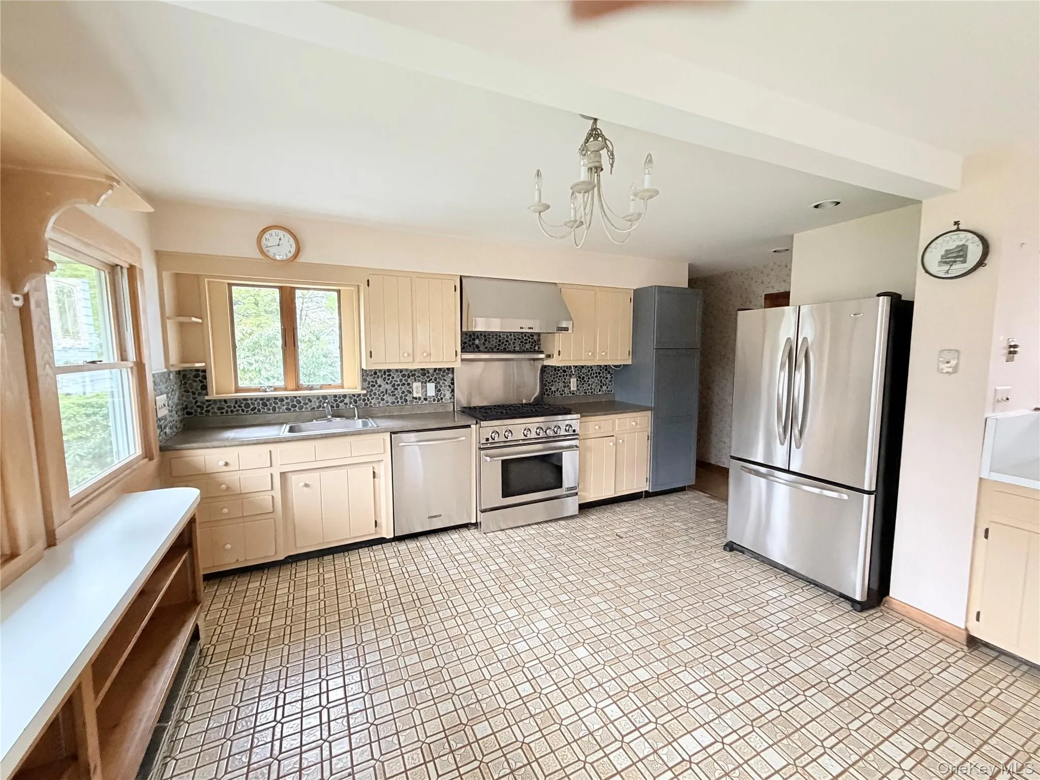 82 Wallkill Avenue, Montgomery, NY, 5 Bedrooms Bedrooms, 10 Rooms Rooms,2 BathroomsBathrooms,Residential,For Rent,Wallkill,0,919648 82 Wallkill Avenue, Montgomery, NY, 5 Bedrooms Bedrooms, 10 Rooms Rooms,2 BathroomsBathrooms,Residential,For Rent,Wallkill,0,919648