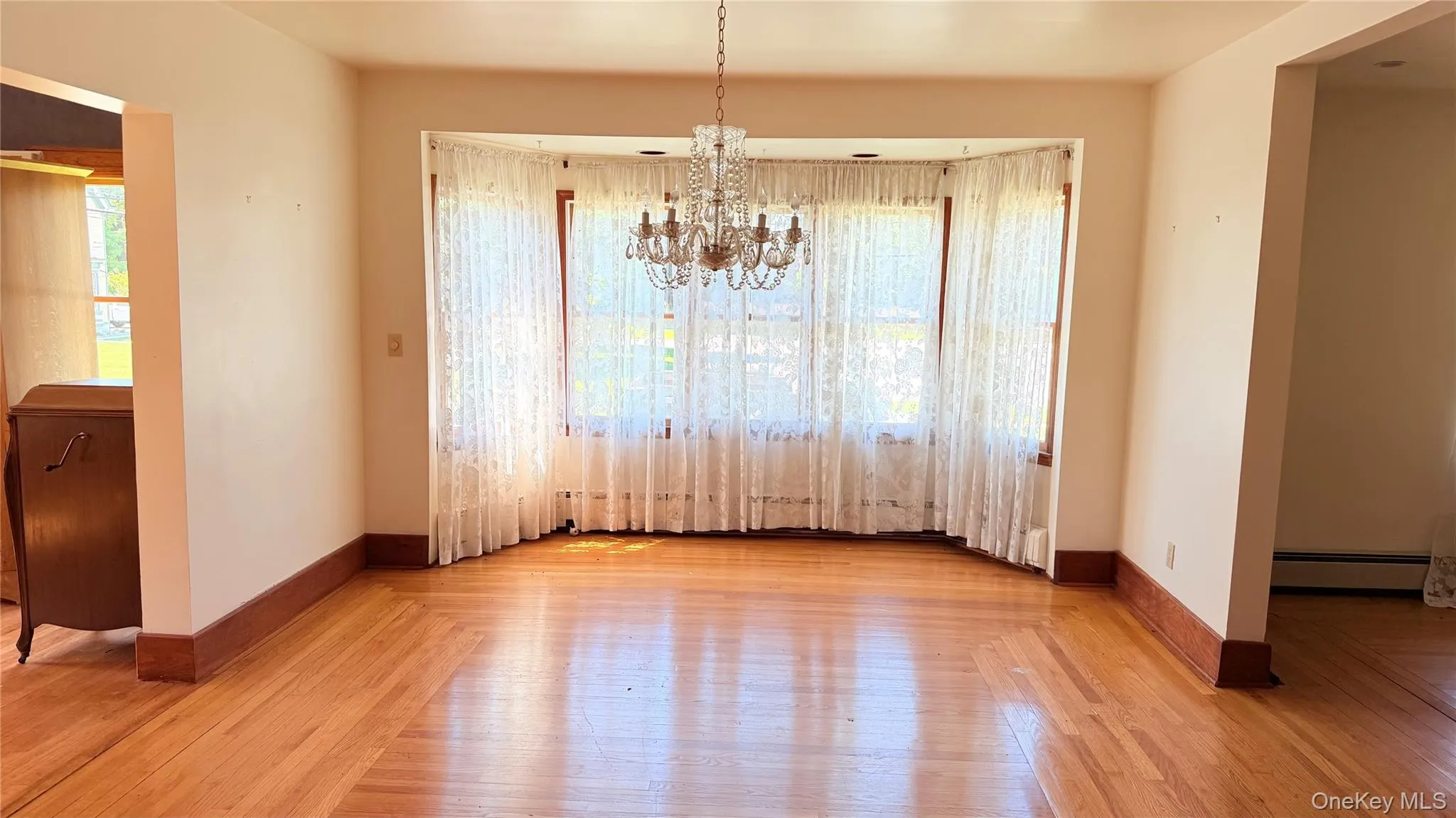 82 Wallkill Avenue, Montgomery, NY, 5 Bedrooms Bedrooms, 10 Rooms Rooms,2 BathroomsBathrooms,Residential,For Rent,Wallkill,0,919648 82 Wallkill Avenue, Montgomery, NY, 5 Bedrooms Bedrooms, 10 Rooms Rooms,2 BathroomsBathrooms,Residential,For Rent,Wallkill,0,919648