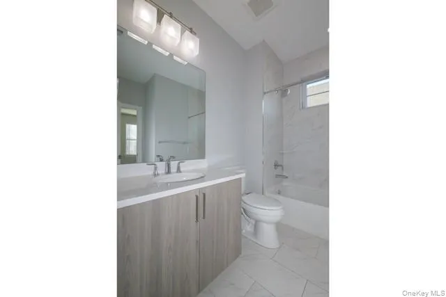198 Sutton Court, Brookhaven, NY, 2 Bedrooms Bedrooms, 6 Rooms Rooms,2 BathroomsBathrooms,Residential Lease,Idx,Sutton,0,919861 198 Sutton Court, Brookhaven, NY, 2 Bedrooms Bedrooms, 6 Rooms Rooms,2 BathroomsBathrooms,Residential Lease,Idx,Sutton,0,919861