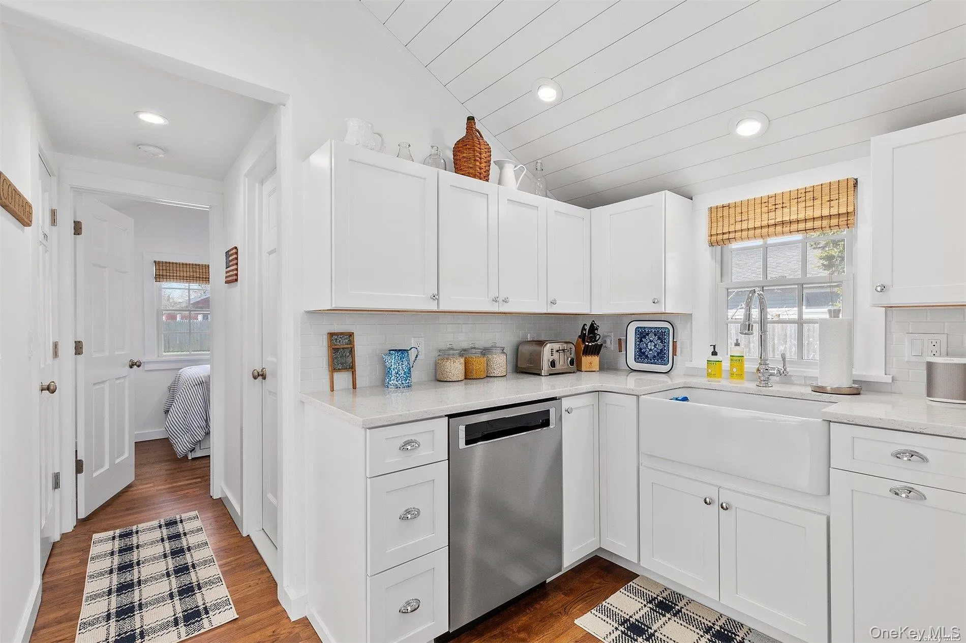 14 Carter Lane, Southampton, NY, 2 Bedrooms Bedrooms, 7 Rooms Rooms,1 BathroomBathrooms,Residential Lease,Idx,Carter,0,919872 14 Carter Lane, Southampton, NY, 2 Bedrooms Bedrooms, 7 Rooms Rooms,1 BathroomBathrooms,Residential Lease,Idx,Carter,0,919872