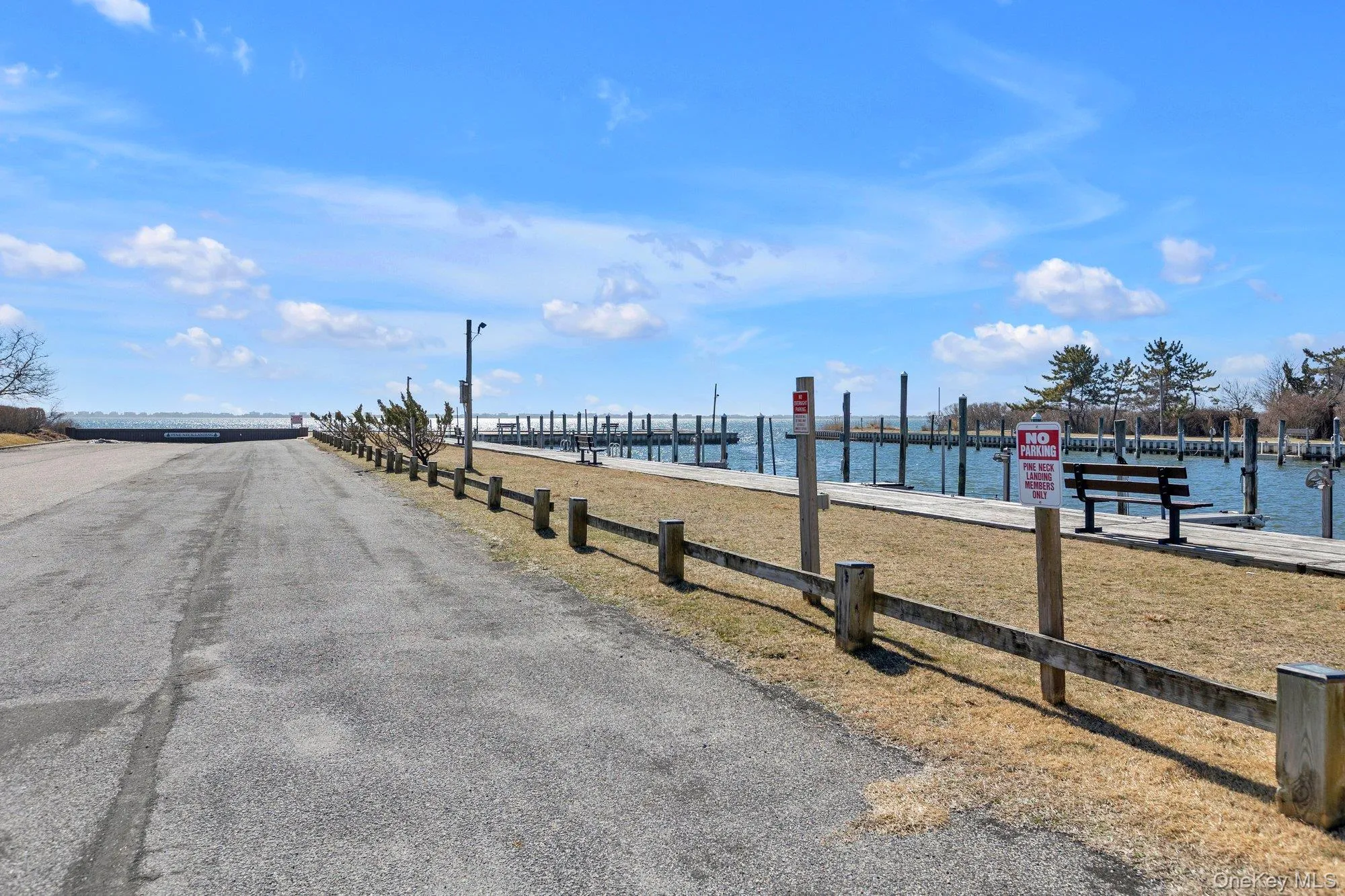 18 Landing Lane, Southampton, NY, 5 Bedrooms Bedrooms, 10 Rooms Rooms,3 BathroomsBathrooms,Residential,For Rent,Landing,0,920027 18 Landing Lane, Southampton, NY, 5 Bedrooms Bedrooms, 10 Rooms Rooms,3 BathroomsBathrooms,Residential,For Rent,Landing,0,920027