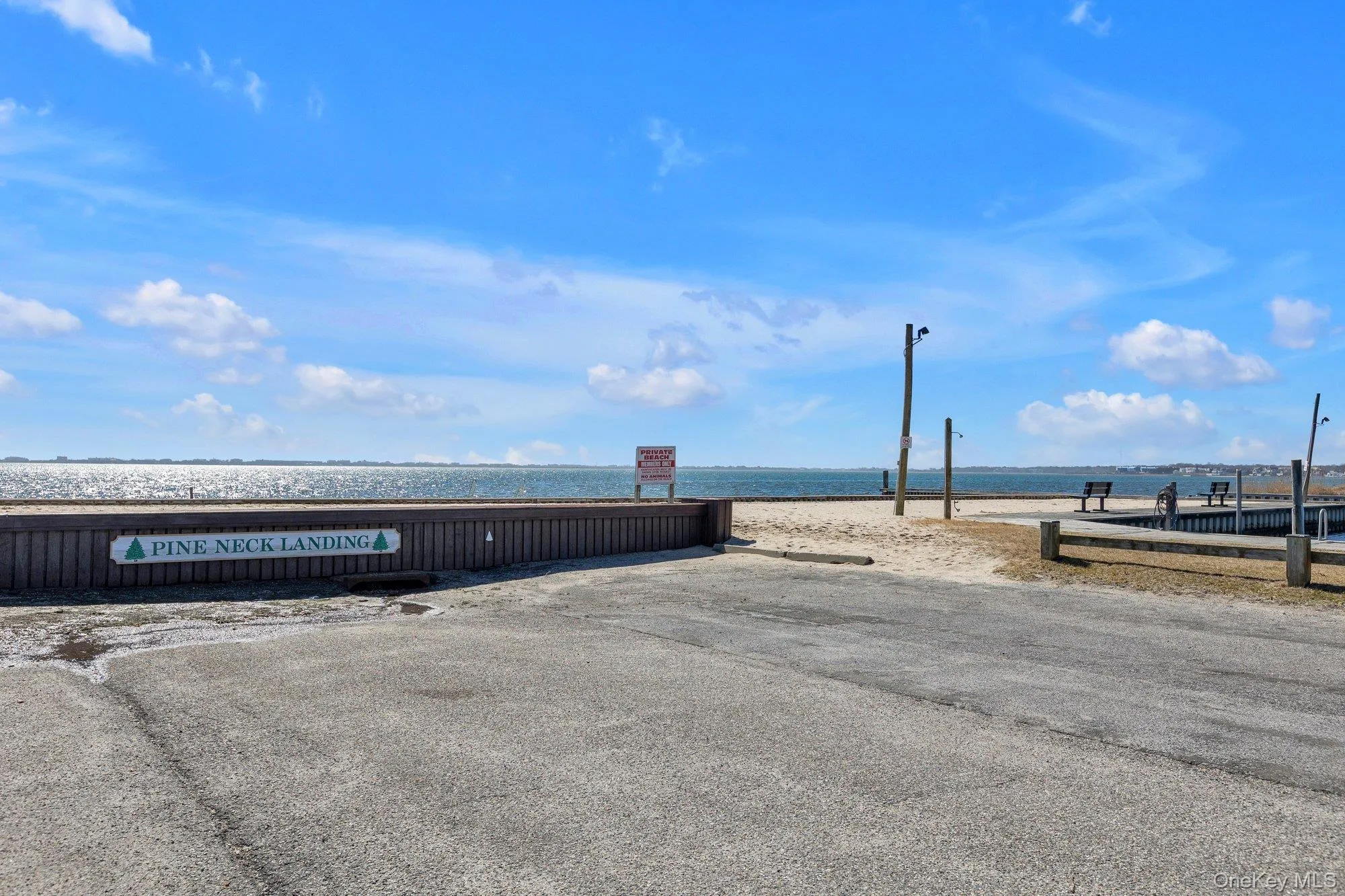 18 Landing Lane, Southampton, NY, 5 Bedrooms Bedrooms, 10 Rooms Rooms,3 BathroomsBathrooms,Residential,For Rent,Landing,0,920027 18 Landing Lane, Southampton, NY, 5 Bedrooms Bedrooms, 10 Rooms Rooms,3 BathroomsBathrooms,Residential,For Rent,Landing,0,920027