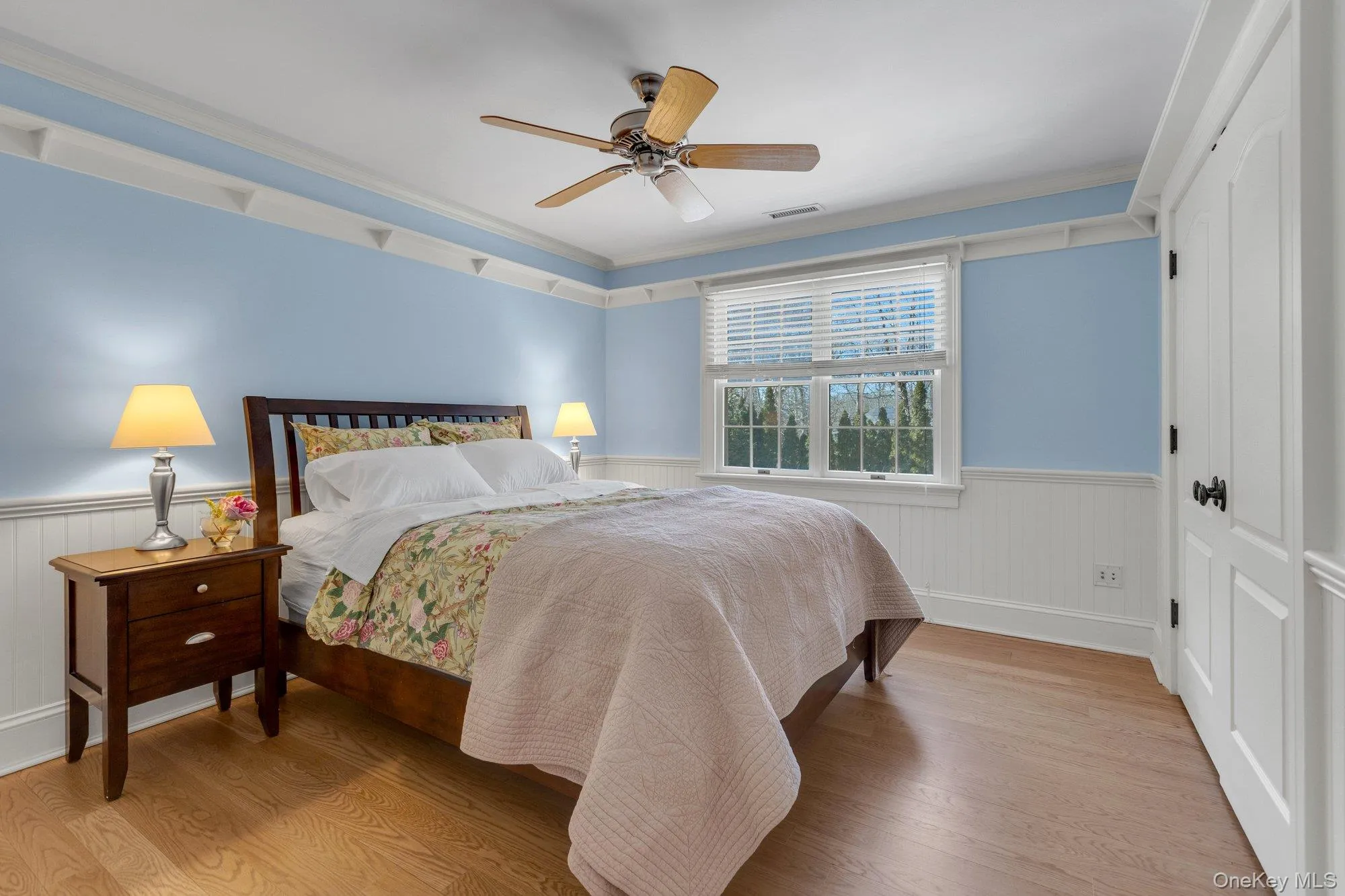 18 Landing Lane, Southampton, NY, 5 Bedrooms Bedrooms, 10 Rooms Rooms,3 BathroomsBathrooms,Residential,For Rent,Landing,0,920027 18 Landing Lane, Southampton, NY, 5 Bedrooms Bedrooms, 10 Rooms Rooms,3 BathroomsBathrooms,Residential,For Rent,Landing,0,920027