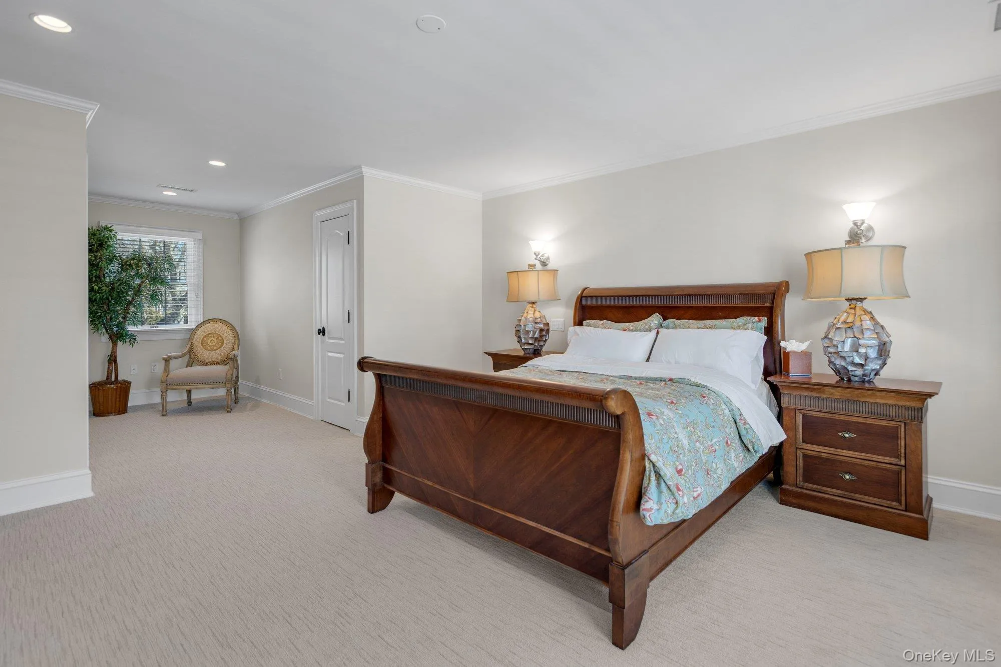 18 Landing Lane, Southampton, NY, 5 Bedrooms Bedrooms, 10 Rooms Rooms,3 BathroomsBathrooms,Residential,For Rent,Landing,0,920027 18 Landing Lane, Southampton, NY, 5 Bedrooms Bedrooms, 10 Rooms Rooms,3 BathroomsBathrooms,Residential,For Rent,Landing,0,920027