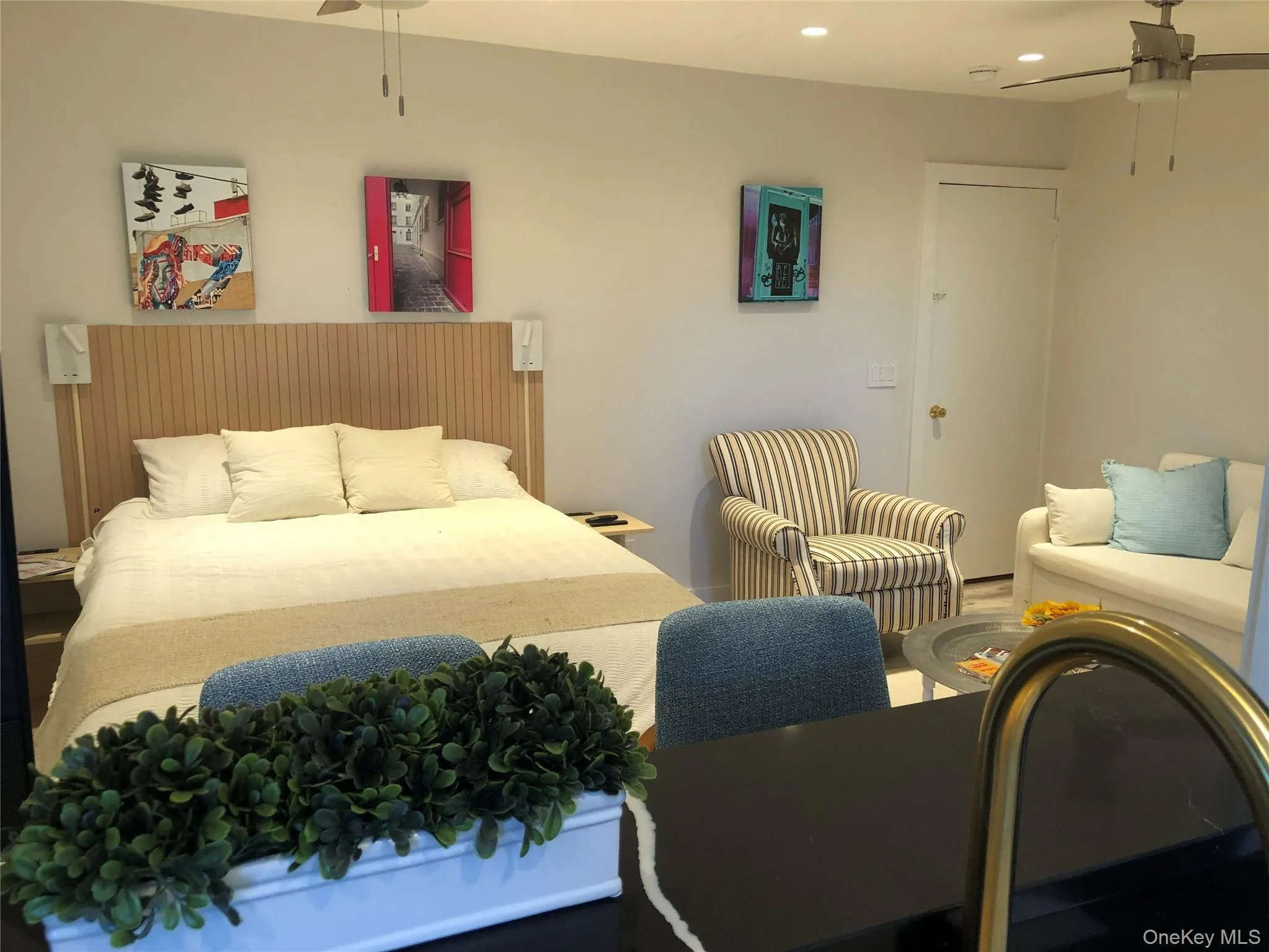 Bedroom featuring a ceiling fan and recessed lighting Bedroom featuring a ceiling fan and recessed lighting